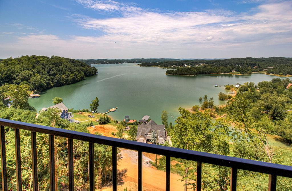 2324 Mary Alice Way Sevierville TN 37876