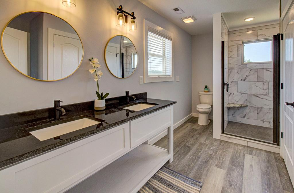 2324 Mary Alice Way Sevierville TN 37876