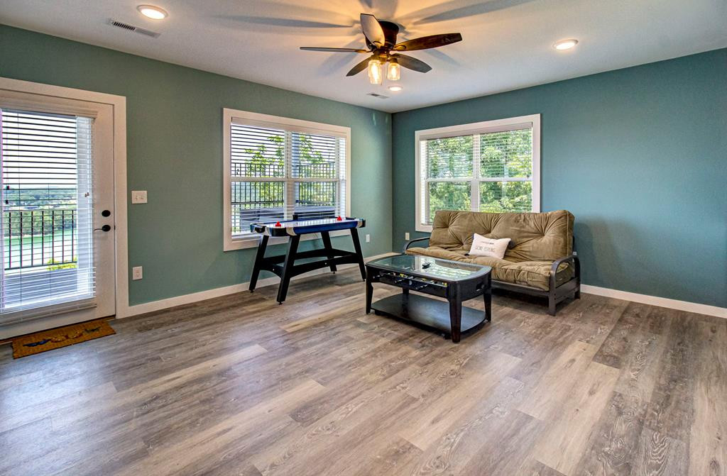 2324 Mary Alice Way Sevierville TN 37876