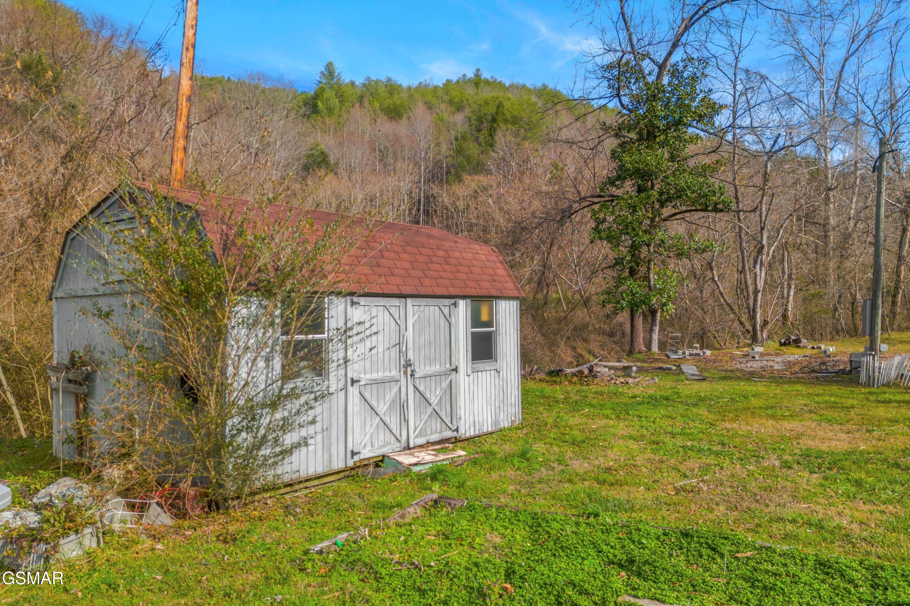3226 Big Creek Road Hartford TN 37753