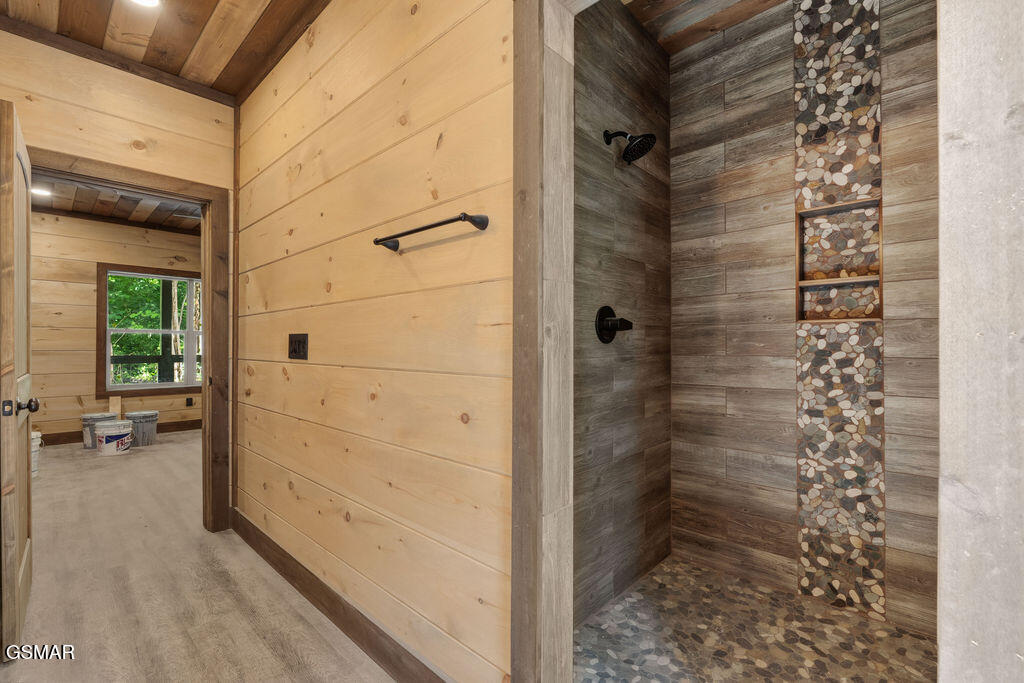 535 Forrest Springs Drive Gatlinburg TN 37738