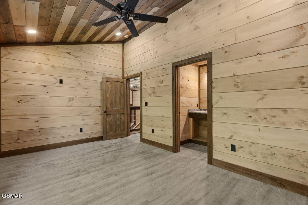 535 Forrest Springs Drive Gatlinburg TN 37738