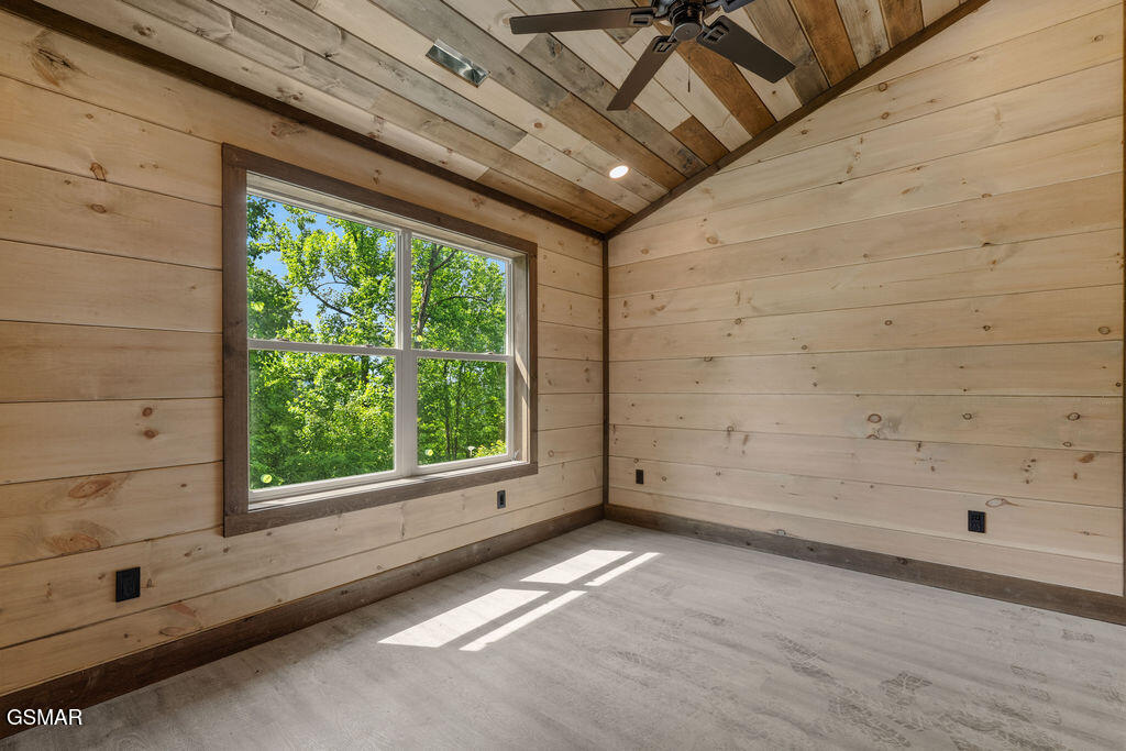 535 Forrest Springs Drive Gatlinburg TN 37738