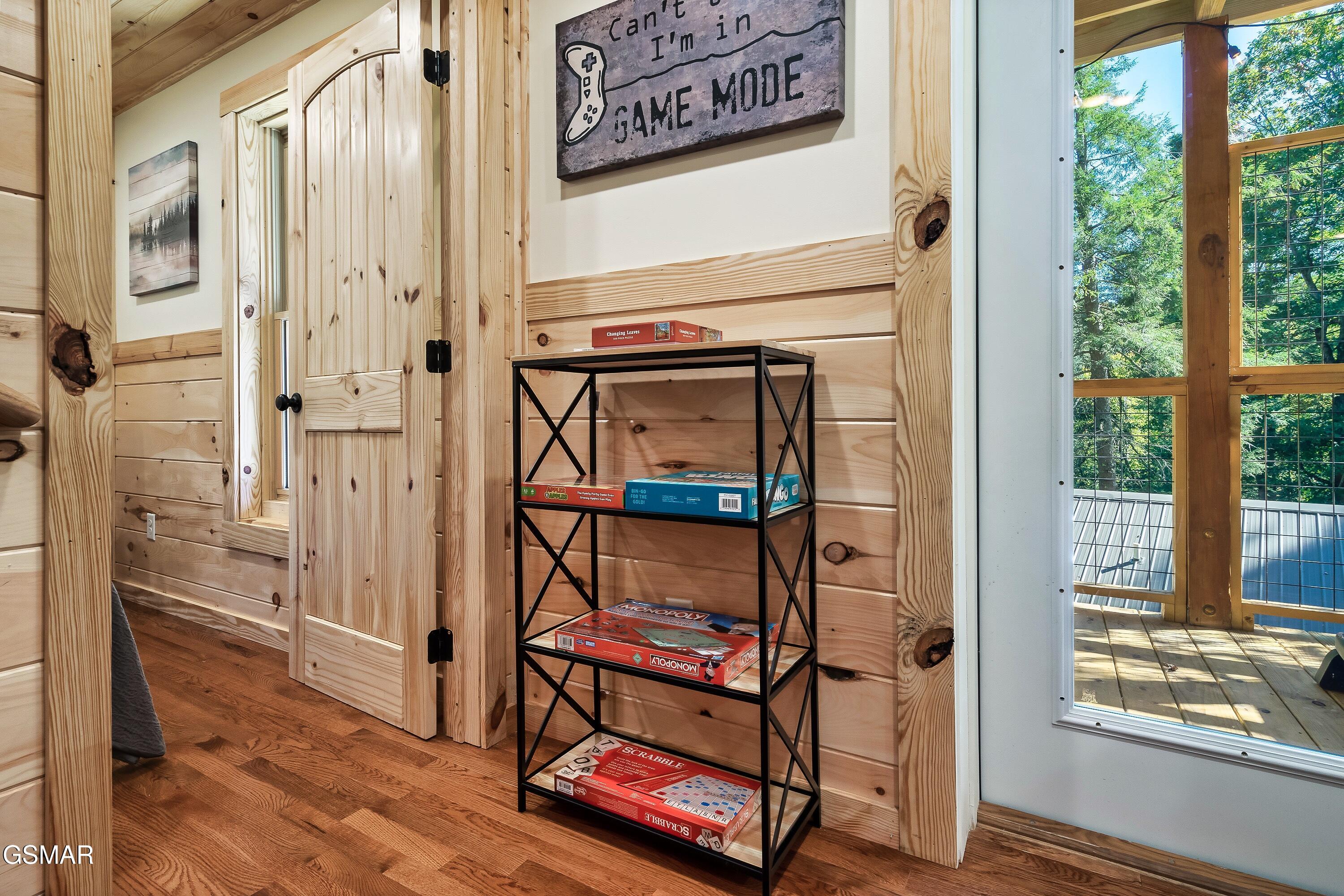 1633 Misty Hollow Way Gatlinburg TN 37738