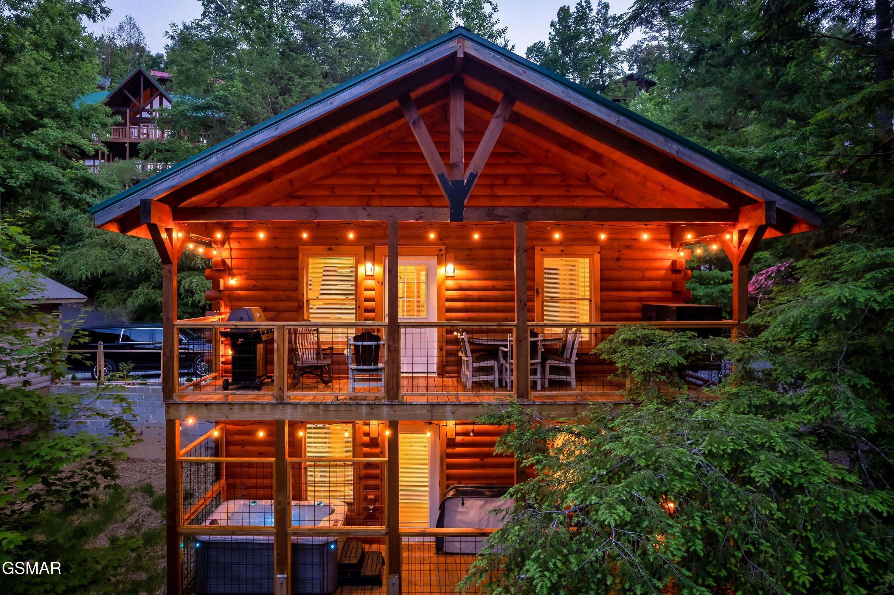 1633 Misty Hollow Way Gatlinburg TN 37738