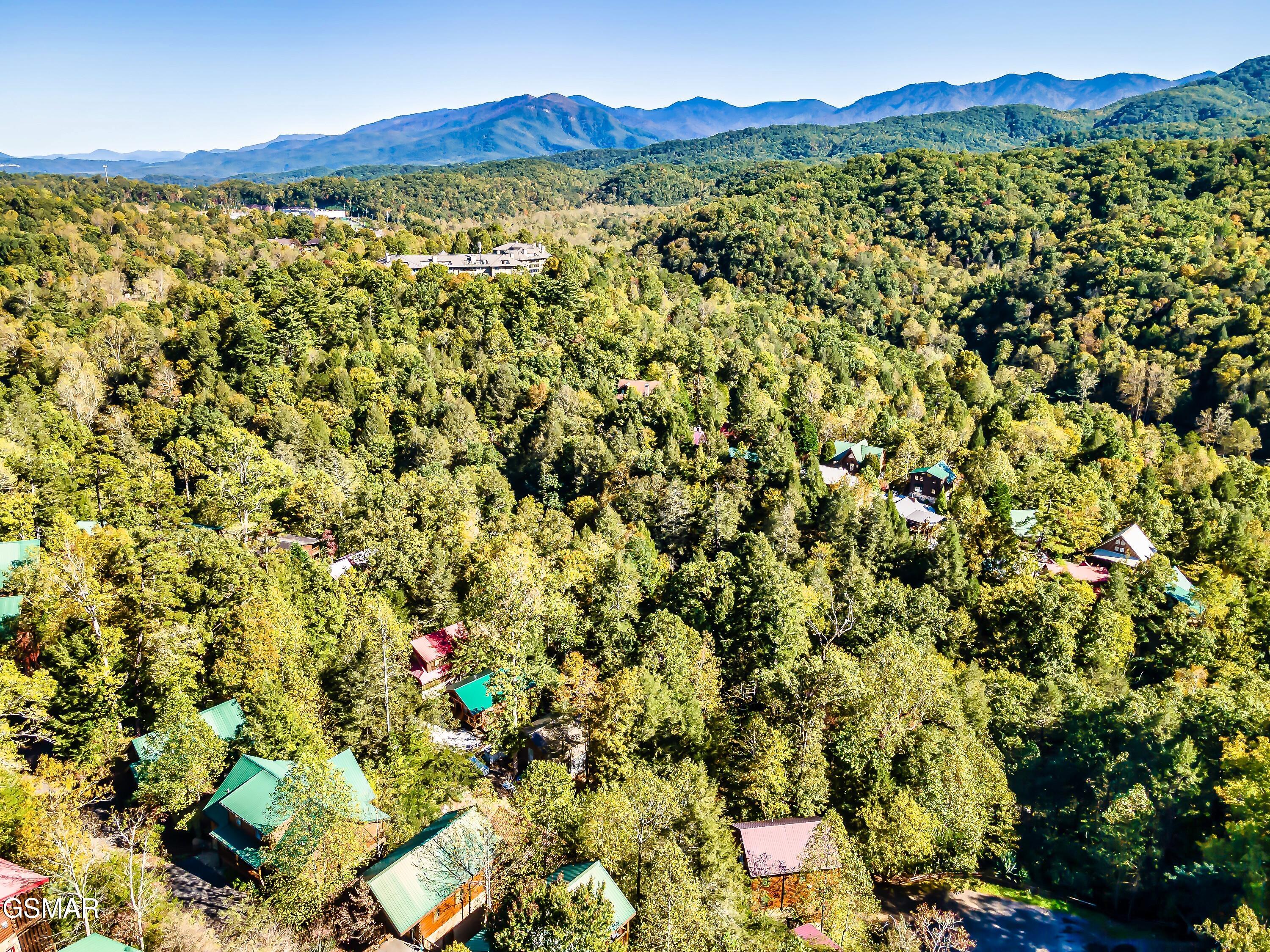 1633 Misty Hollow Way Gatlinburg TN 37738