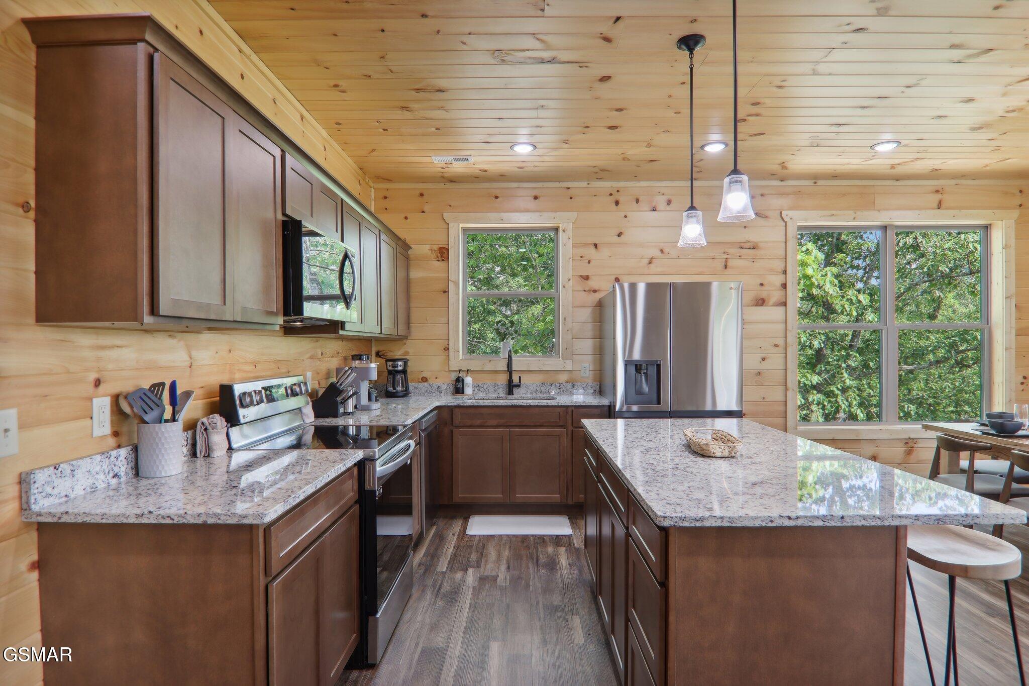 2616 Dogwood Loop Drive Sevierville TN 37876