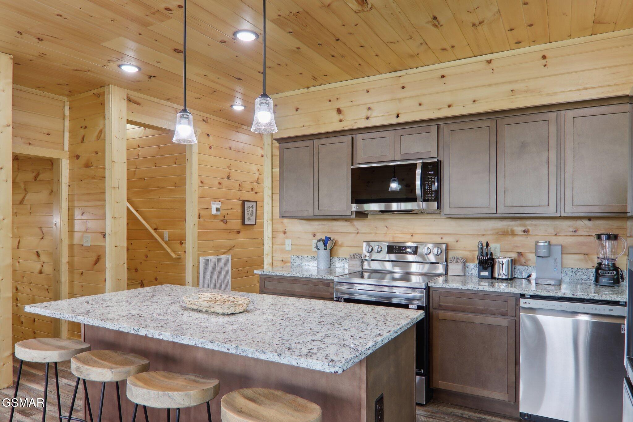 2616 Dogwood Loop Drive Sevierville TN 37876