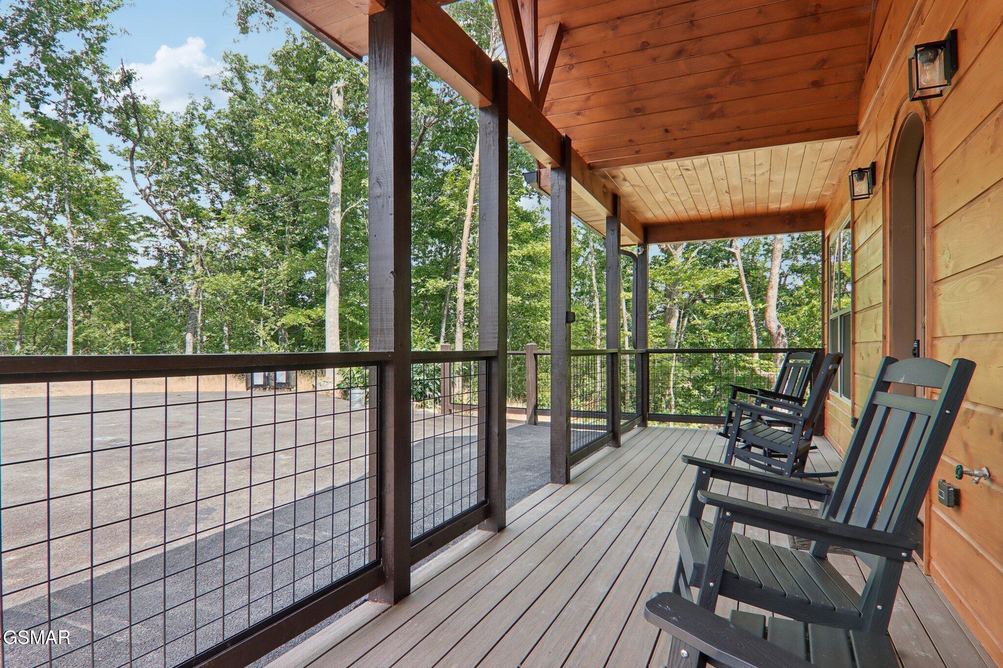 2616 Dogwood Loop Drive Sevierville TN 37876