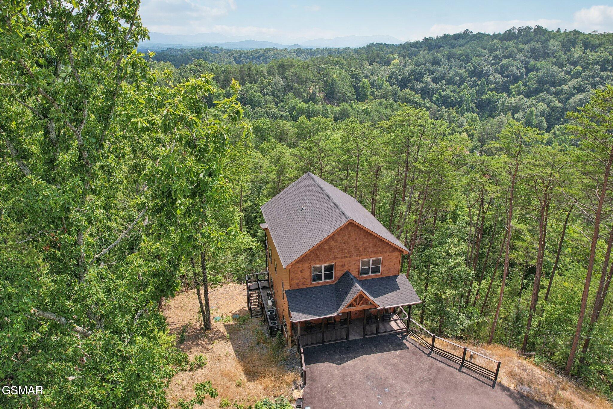 2616 Dogwood Loop Drive Sevierville TN 37876