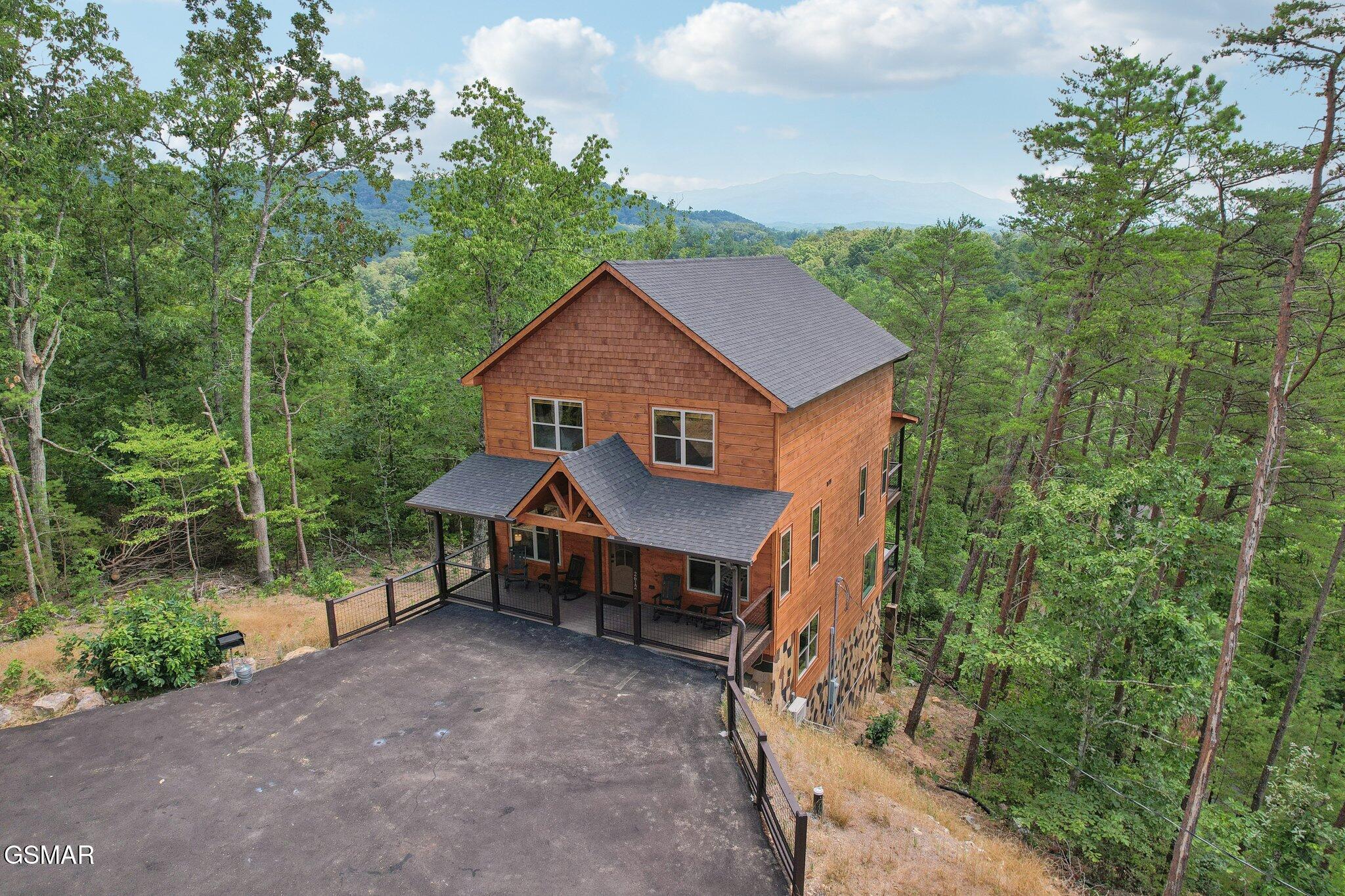 2616 Dogwood Loop Drive Sevierville TN 37876