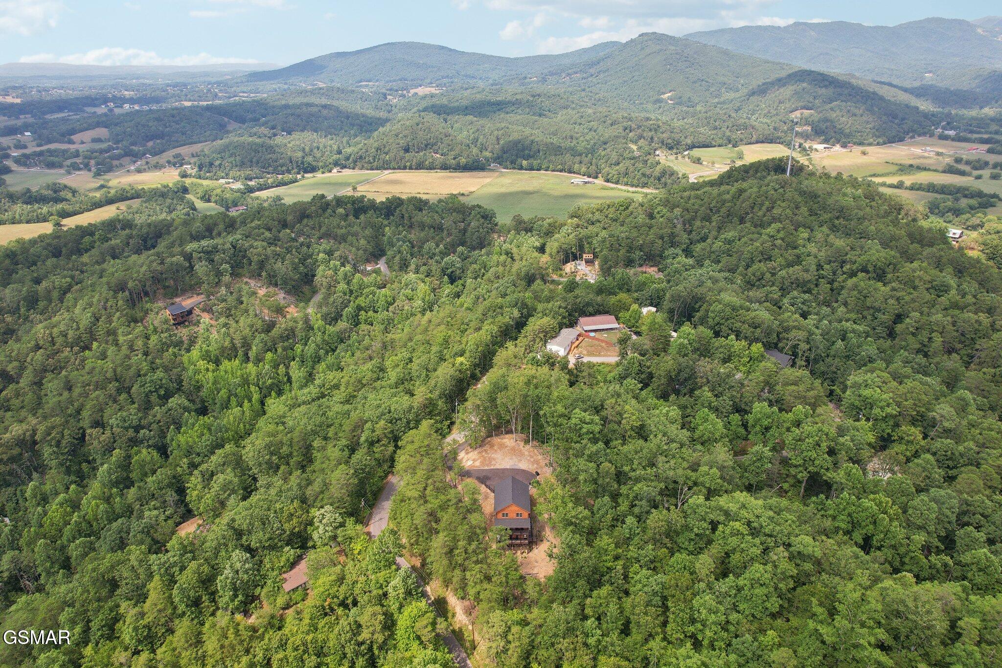 2616 Dogwood Loop Drive Sevierville TN 37876