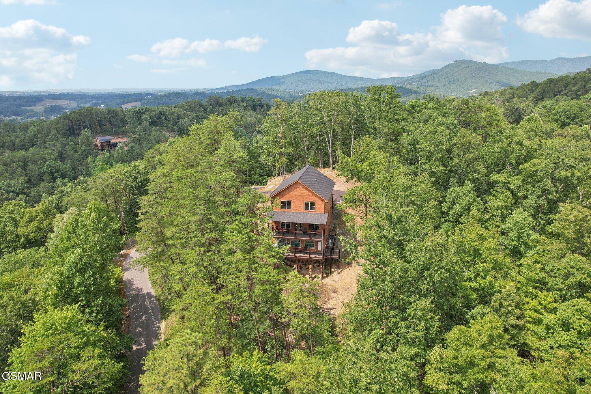 2616 Dogwood Loop Drive Sevierville TN 37876