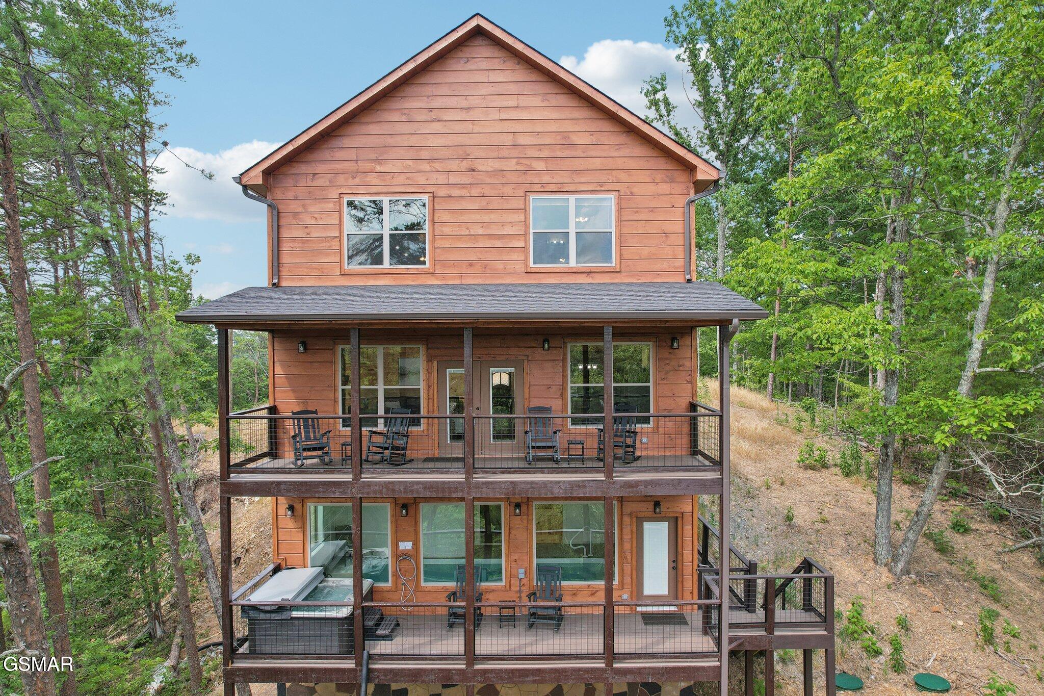 2616 Dogwood Loop Drive Sevierville TN 37876