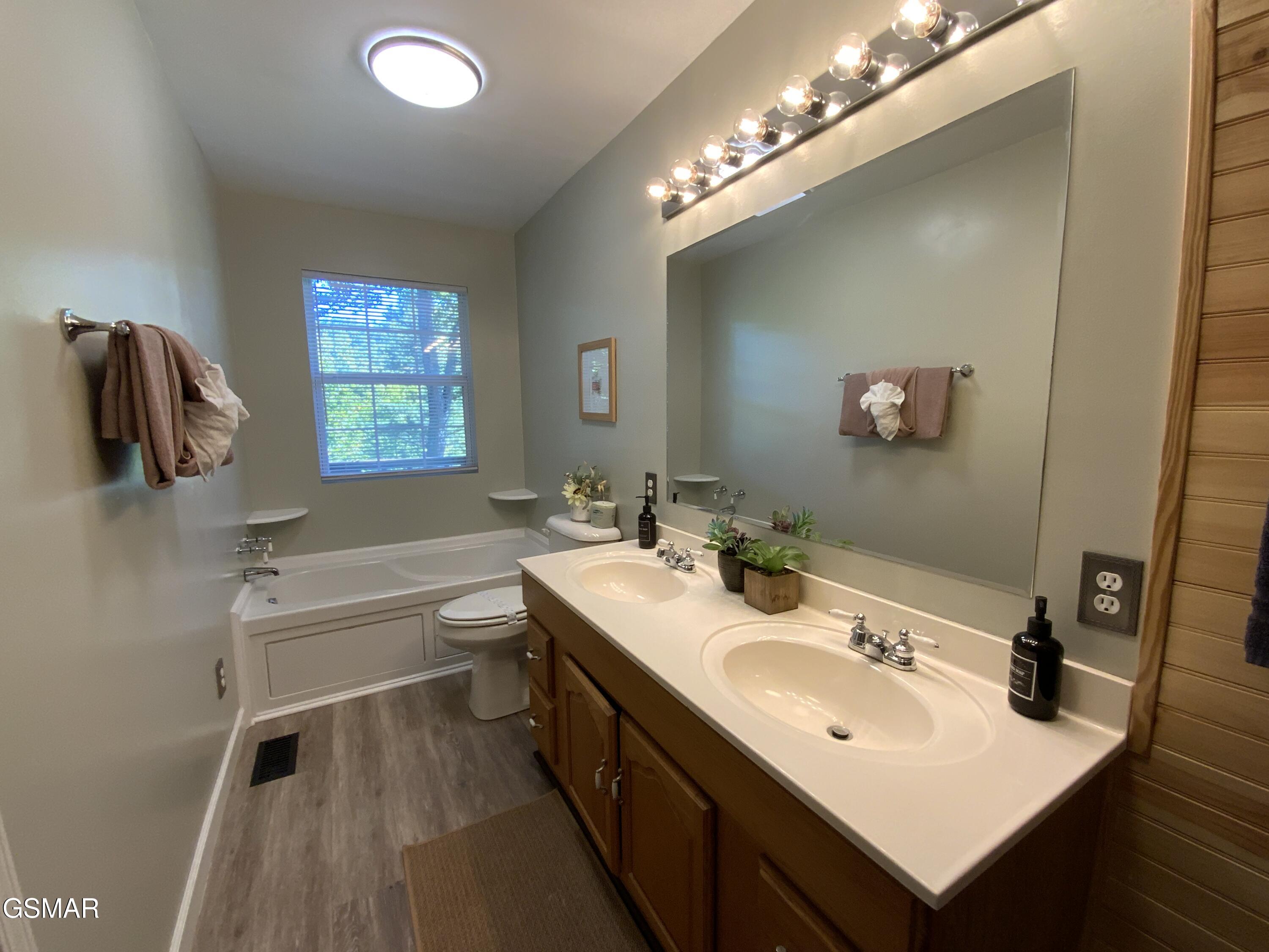 3740 Ivy Way Sevierville TN 37876