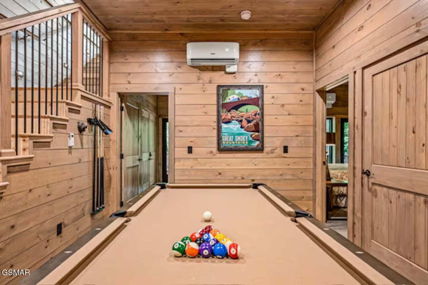 2807 Teaberry Hill Way Sevierville TN 37862