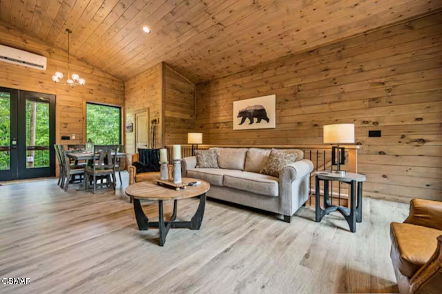 2807 Teaberry Hill Way Sevierville TN 37862