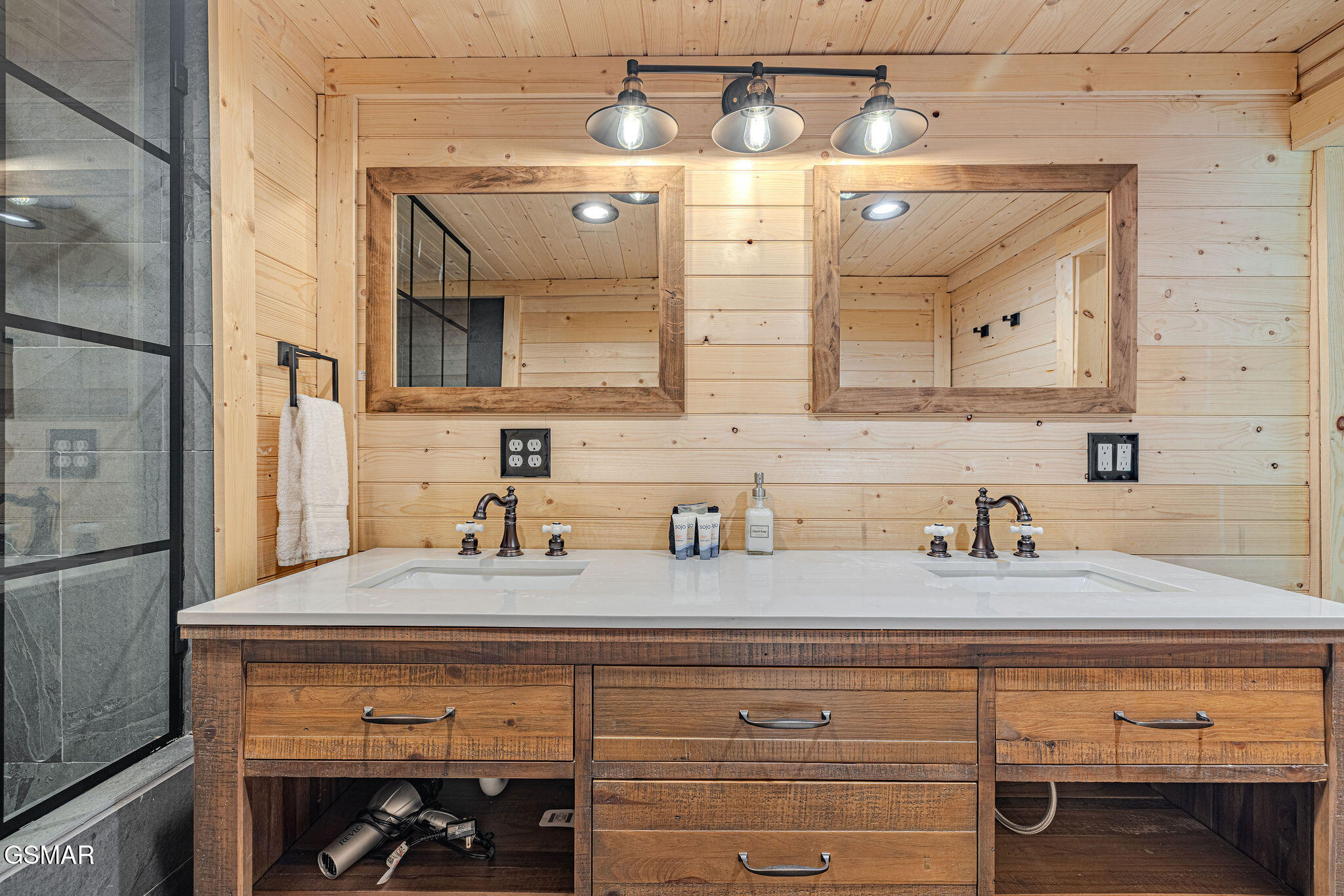 609 Cartertown Road Gatlinburg TN 37738