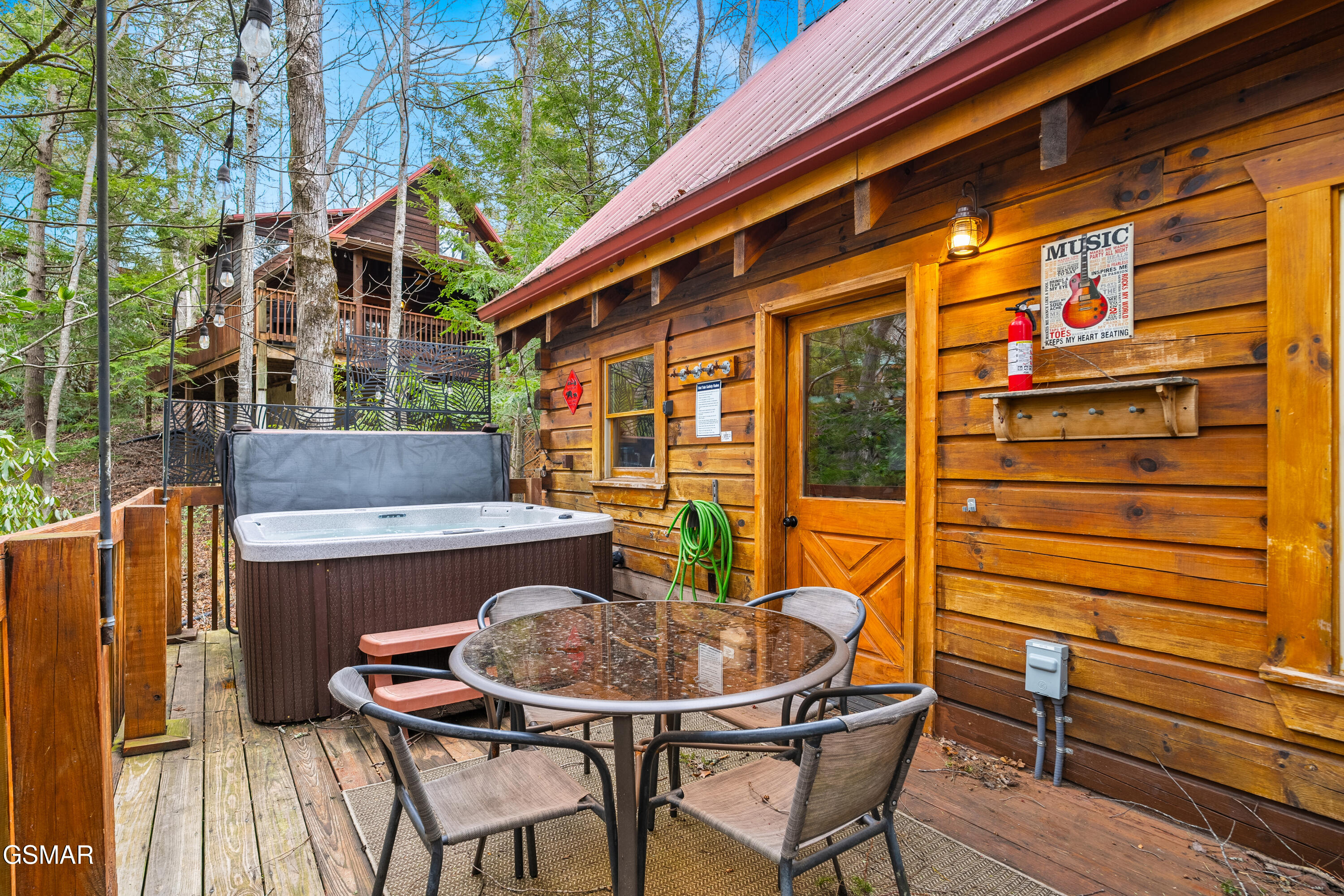 524 Hoot Owl Way Gatlinburg TN 37738