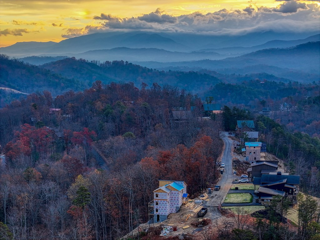 2670 Cloud View Drive Sevierville TN 37862