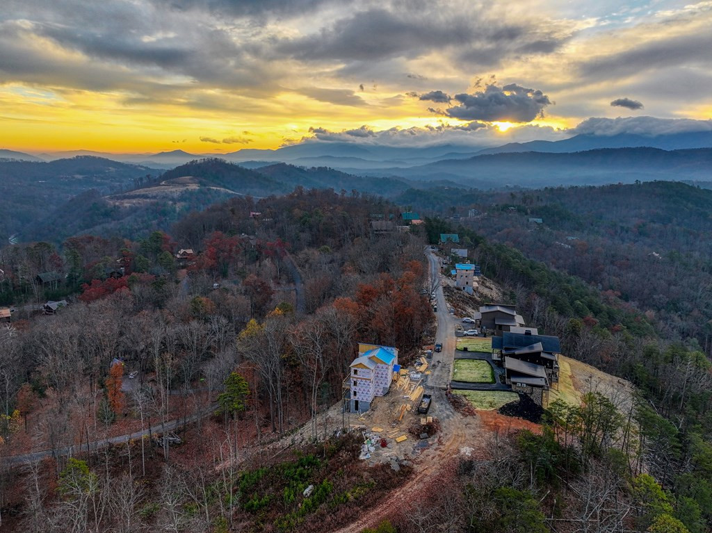 2670 Cloud View Drive Sevierville TN 37862