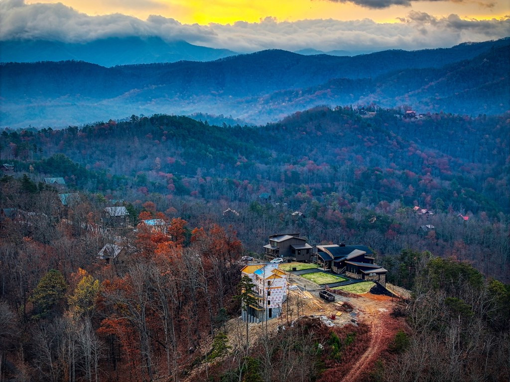 2670 Cloud View Drive Sevierville TN 37862