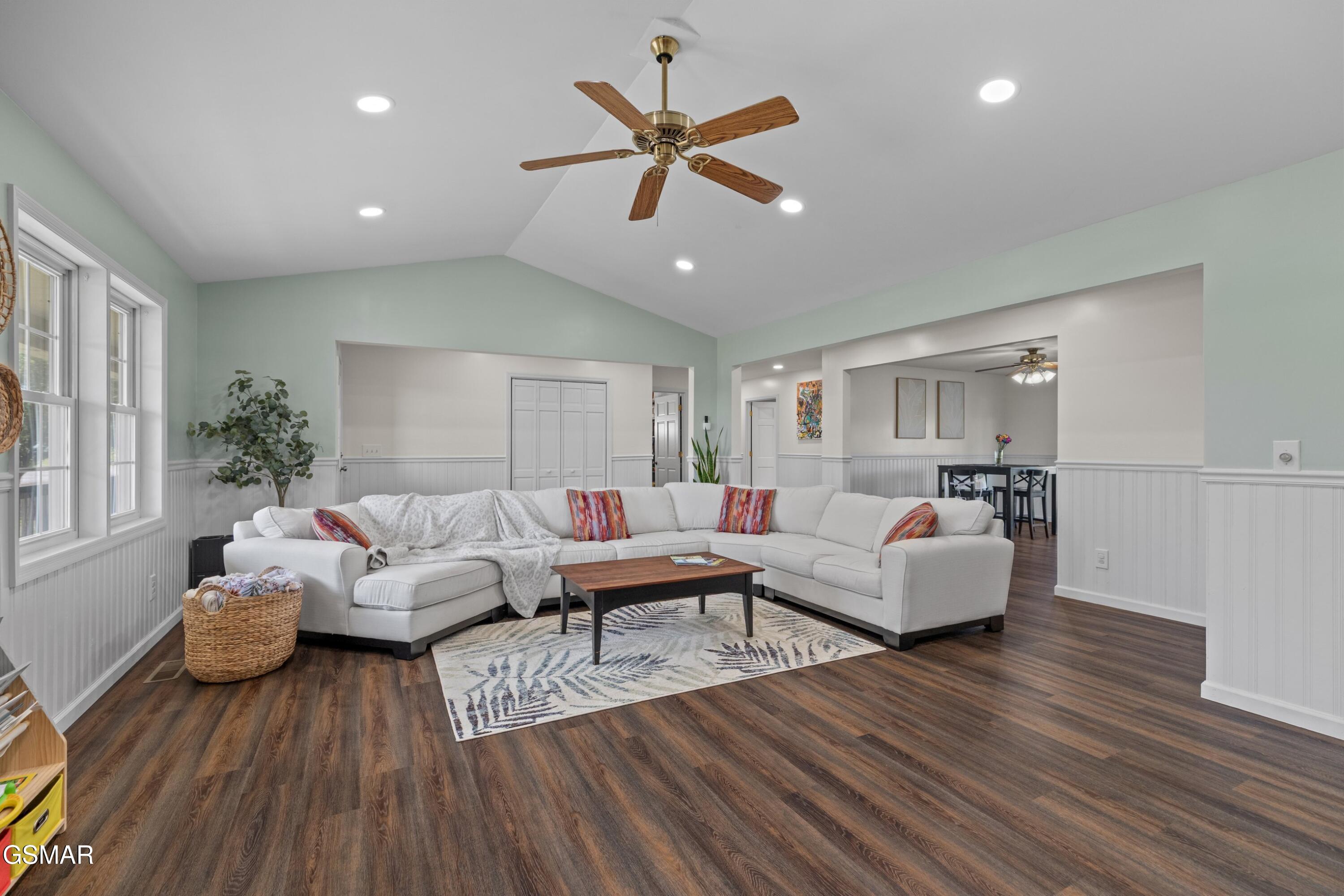 140 Windsong Drive Parrottsville TN 37843