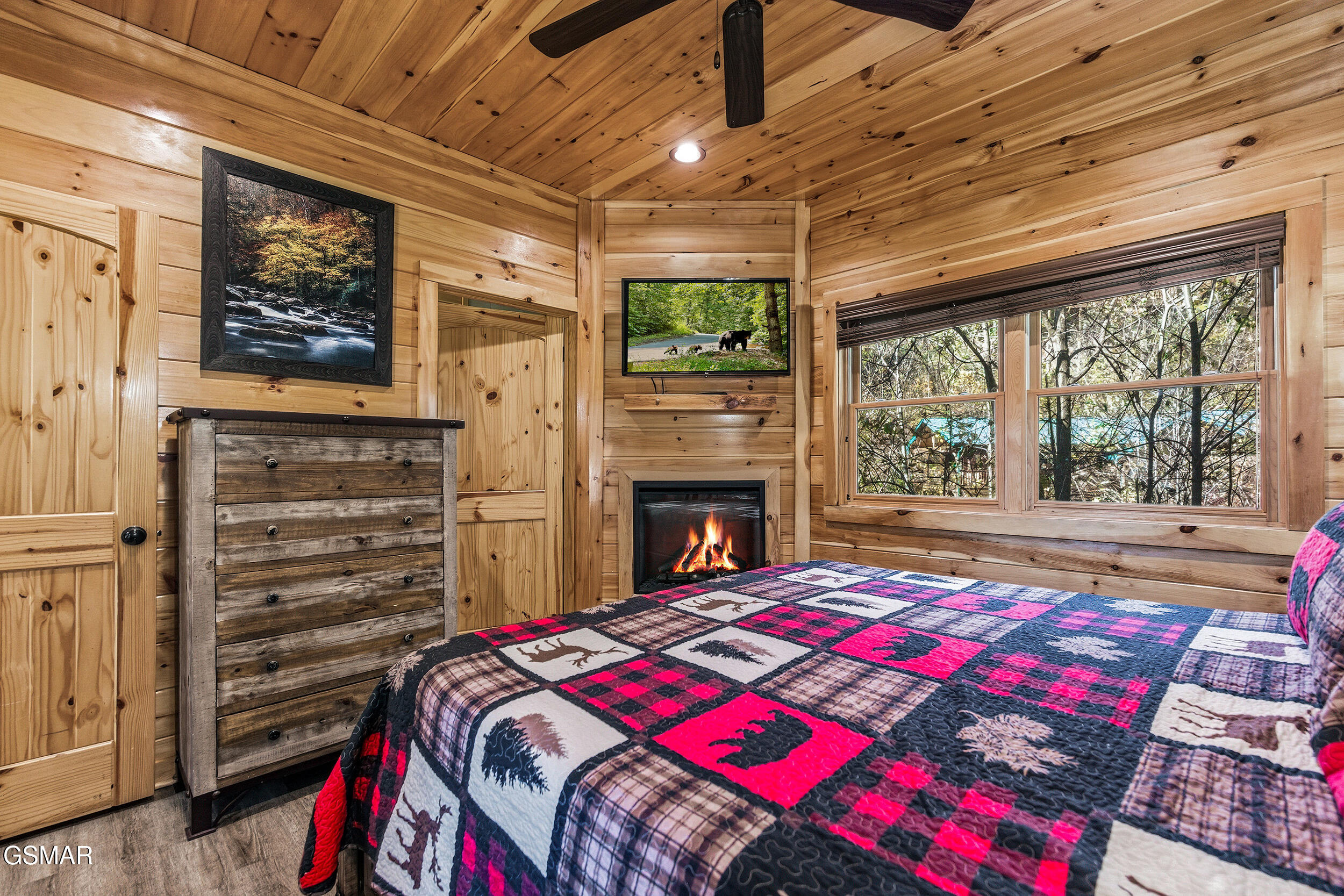 655 Gatlinburg Falls Way Gatlinburg TN 37738