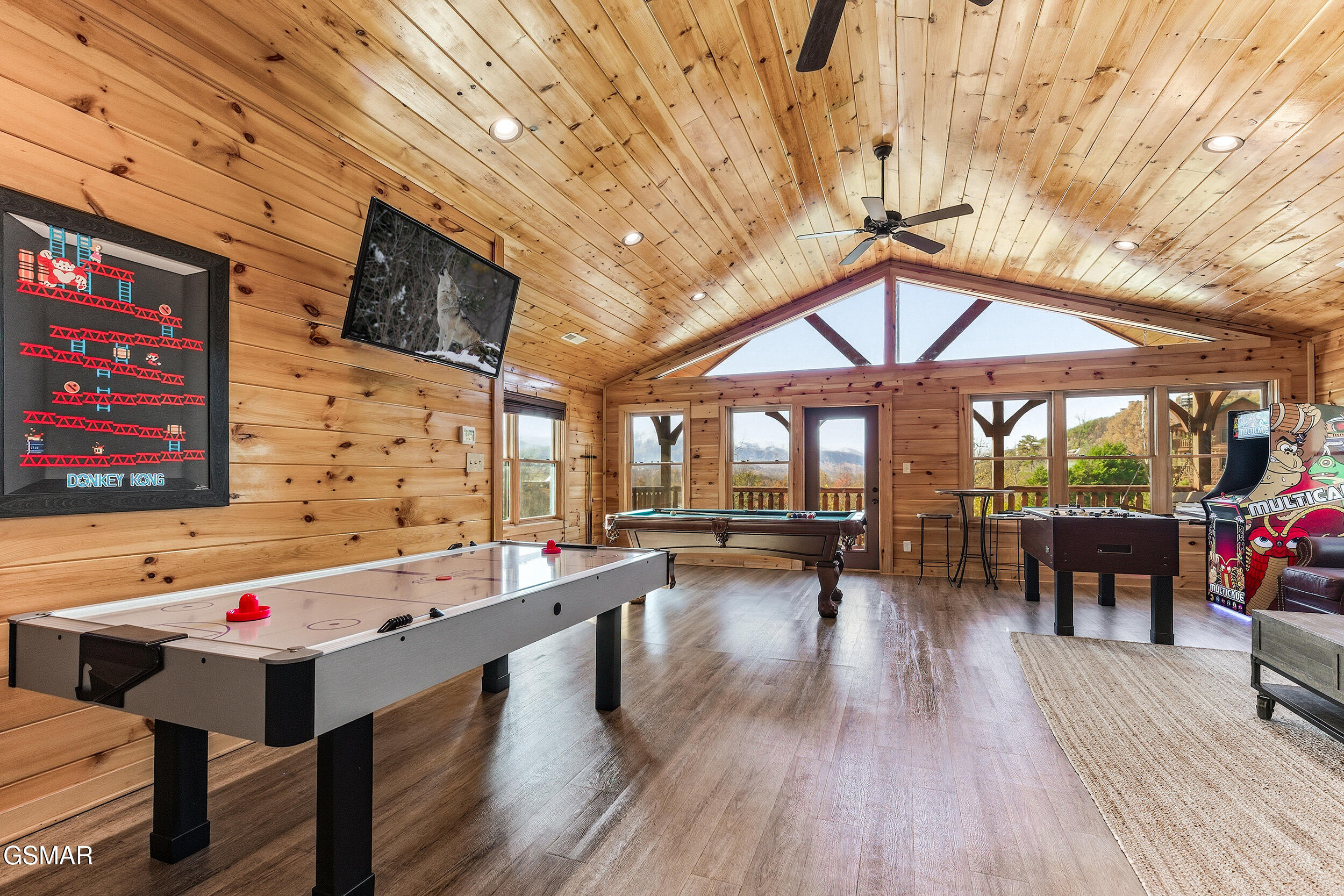 655 Gatlinburg Falls Way Gatlinburg TN 37738