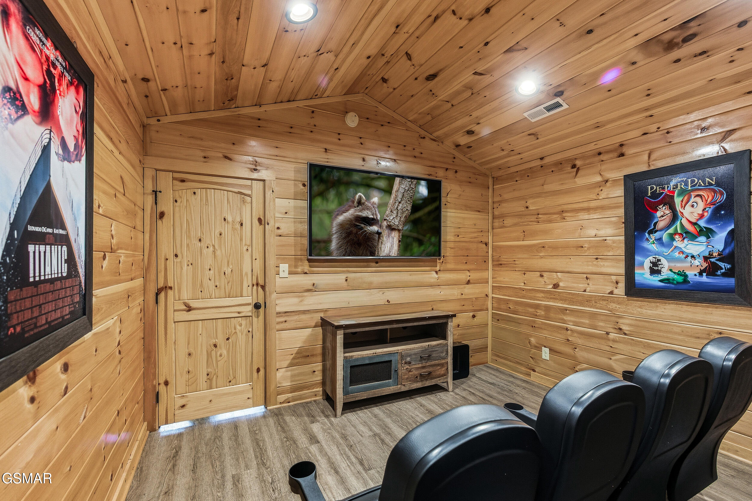 655 Gatlinburg Falls Way Gatlinburg TN 37738