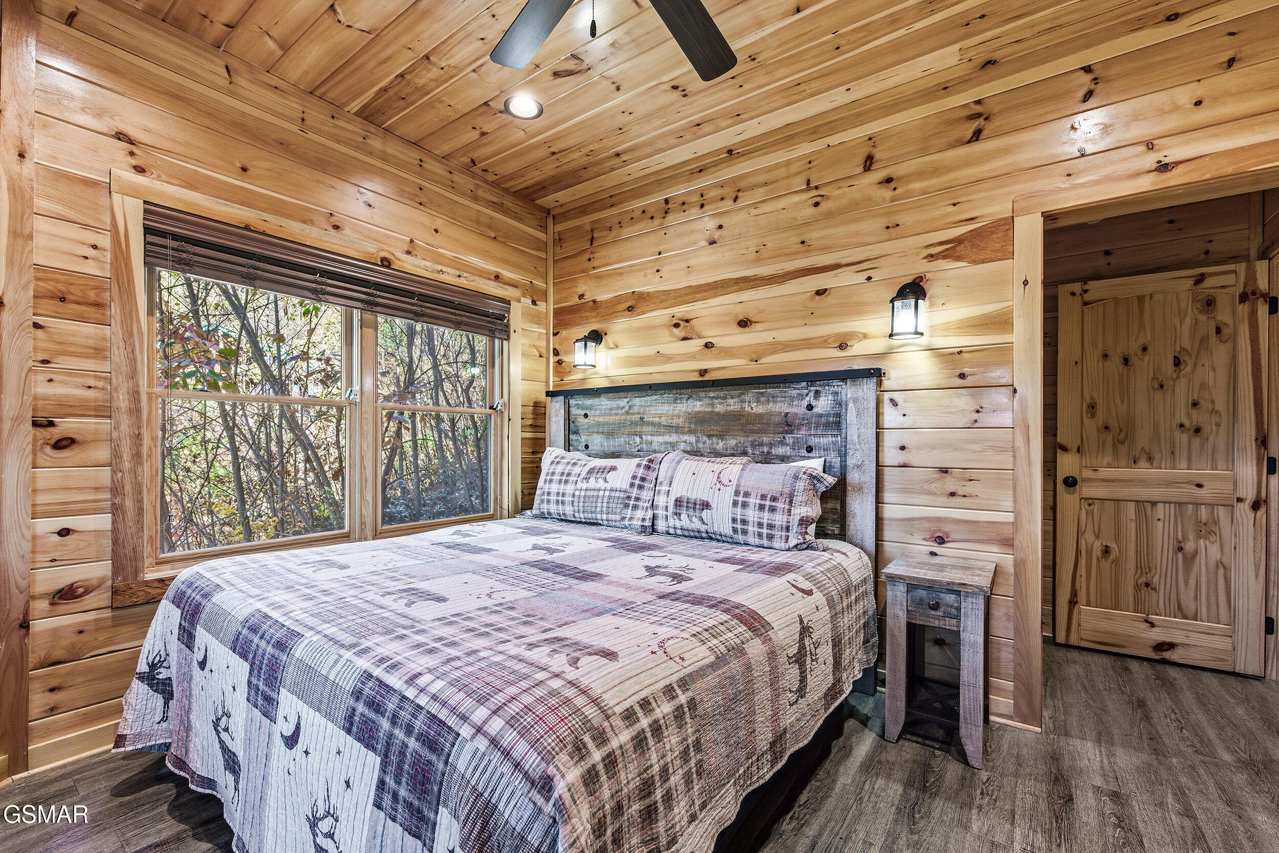 655 Gatlinburg Falls Way Gatlinburg TN 37738