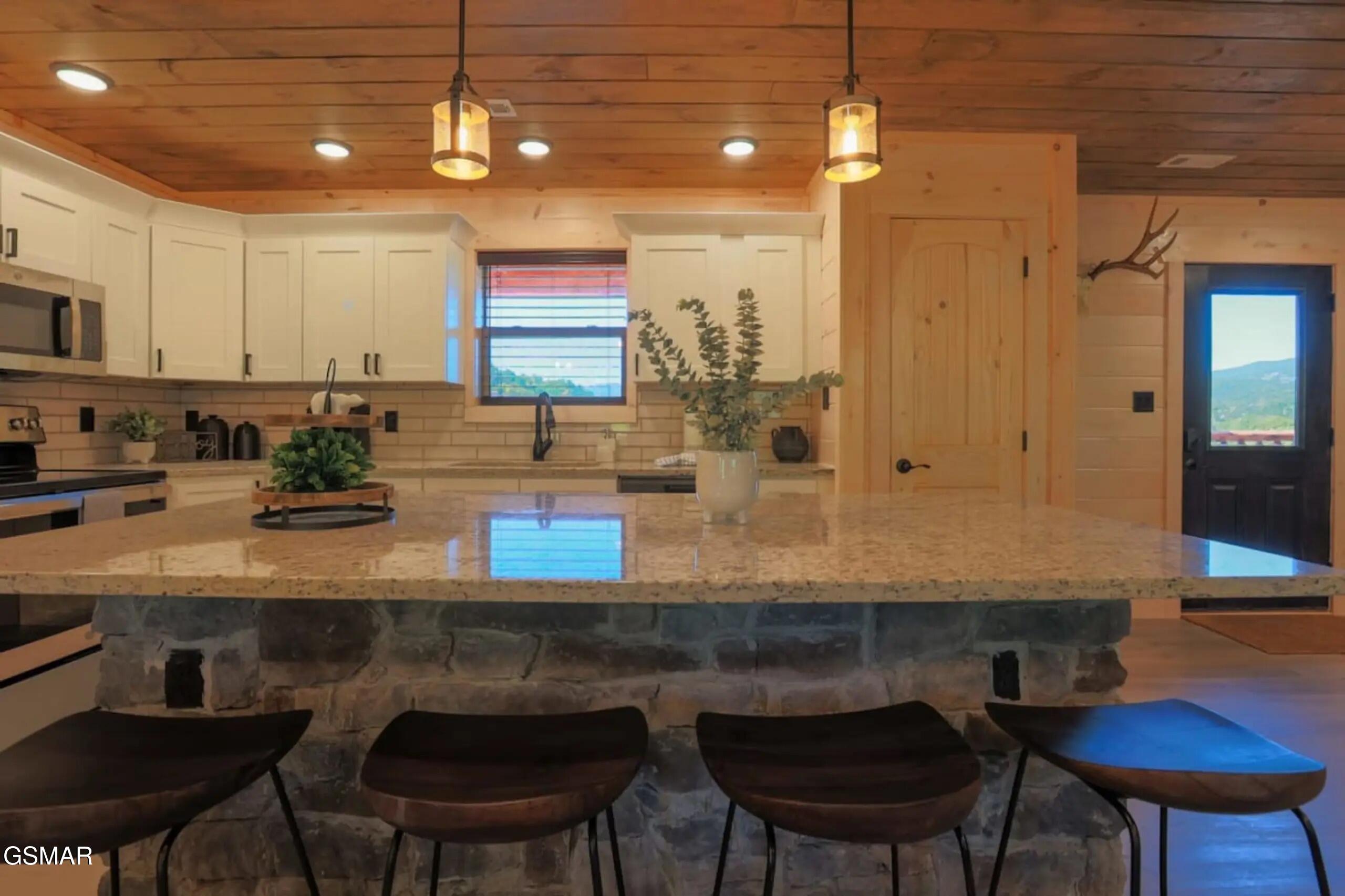 1802 Stone Wood Way Pigeon Forge TN 37862