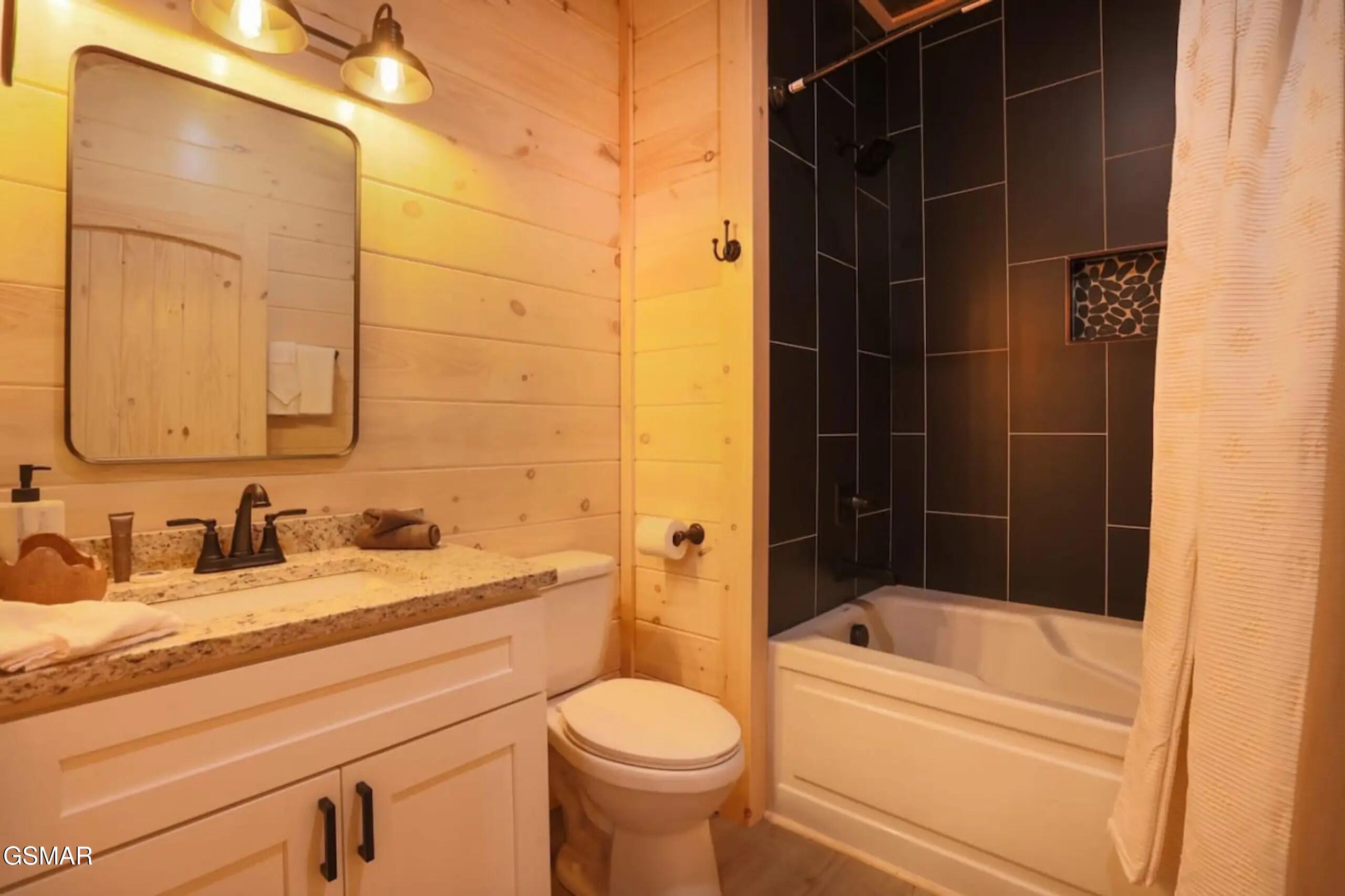 1802 Stone Wood Way Pigeon Forge TN 37862