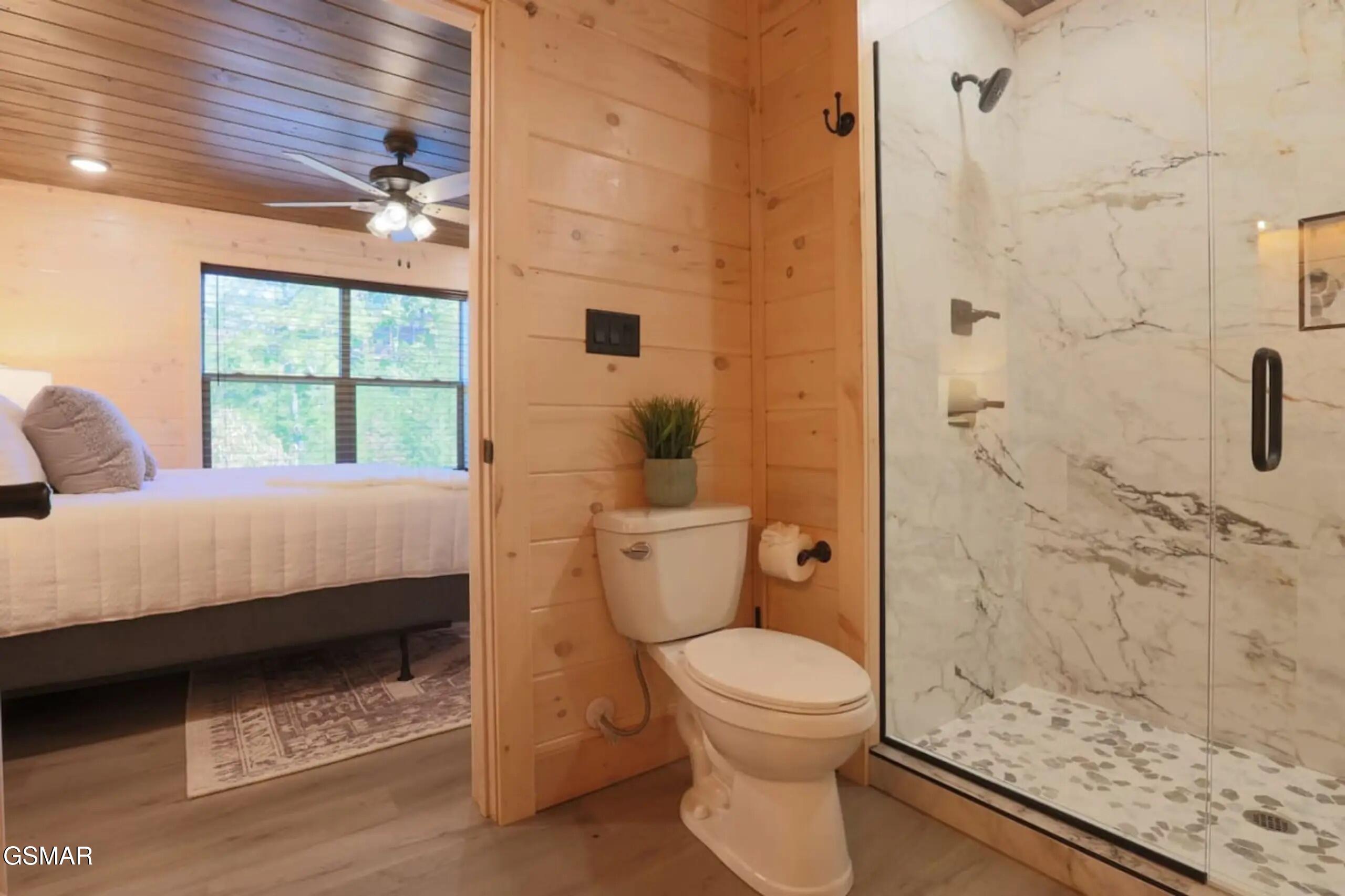1802 Stone Wood Way Pigeon Forge TN 37862