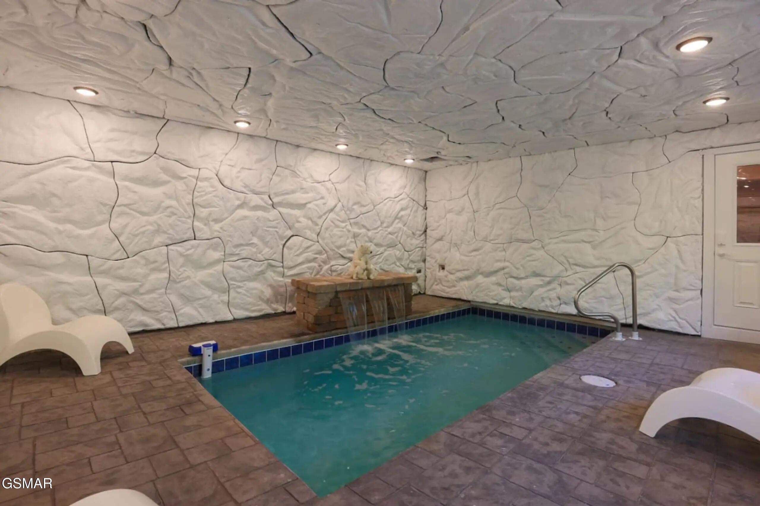 1802 Stone Wood Way Pigeon Forge TN 37862