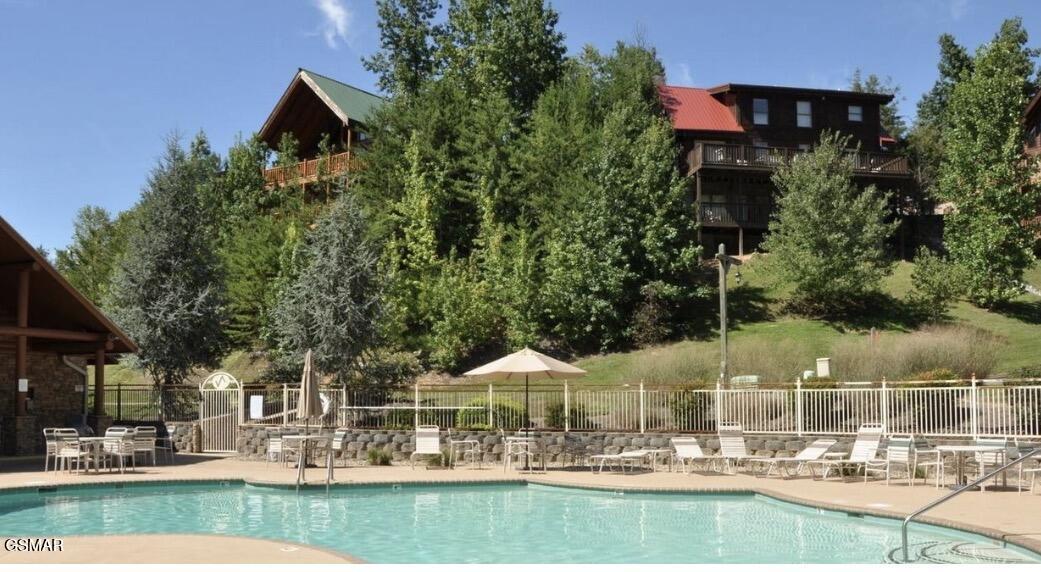 2906 Quiet Oak Way Pigeon Forge TN 37863