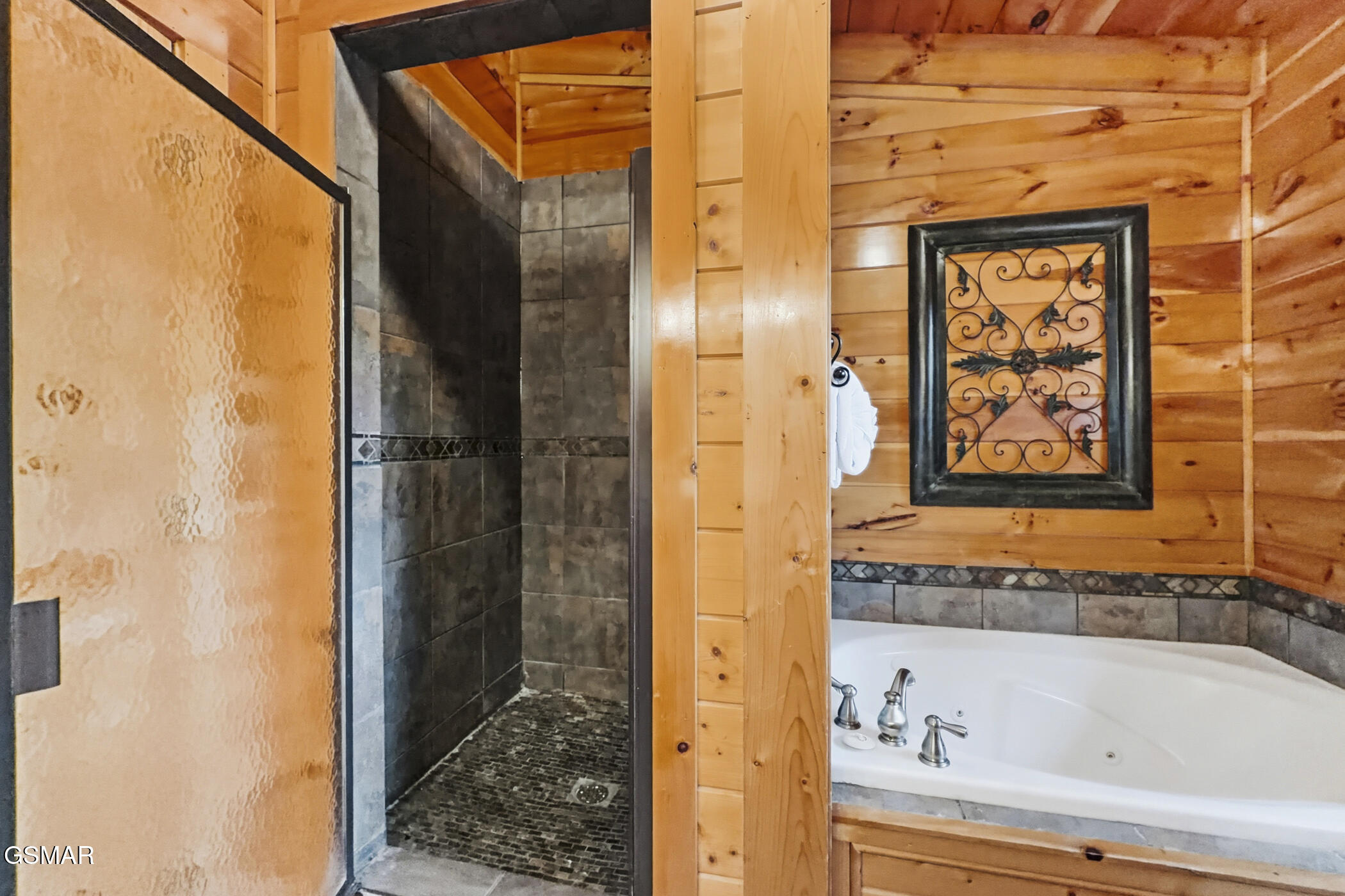 2906 Quiet Oak Way Pigeon Forge TN 37863
