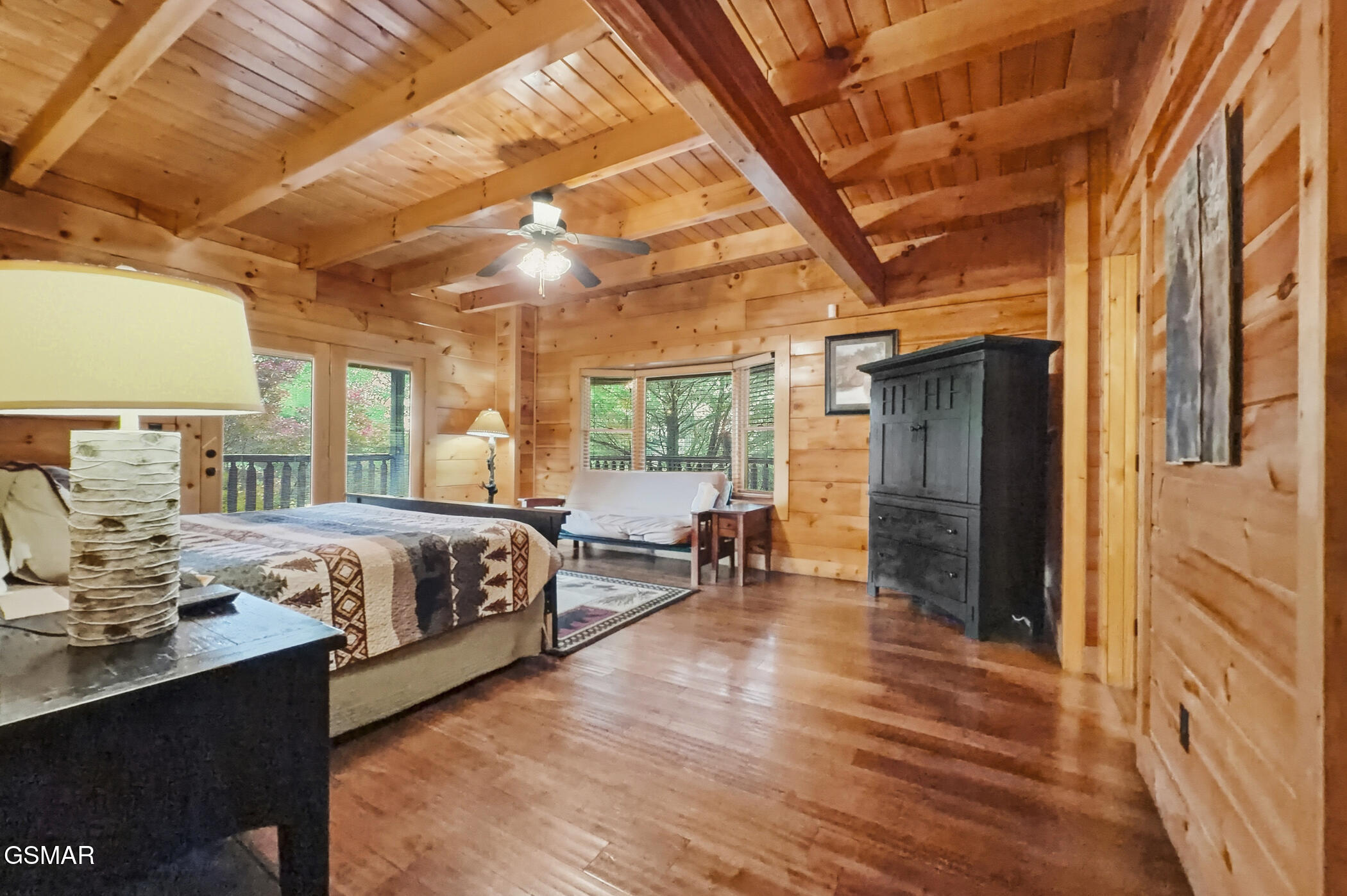 2906 Quiet Oak Way Pigeon Forge TN 37863
