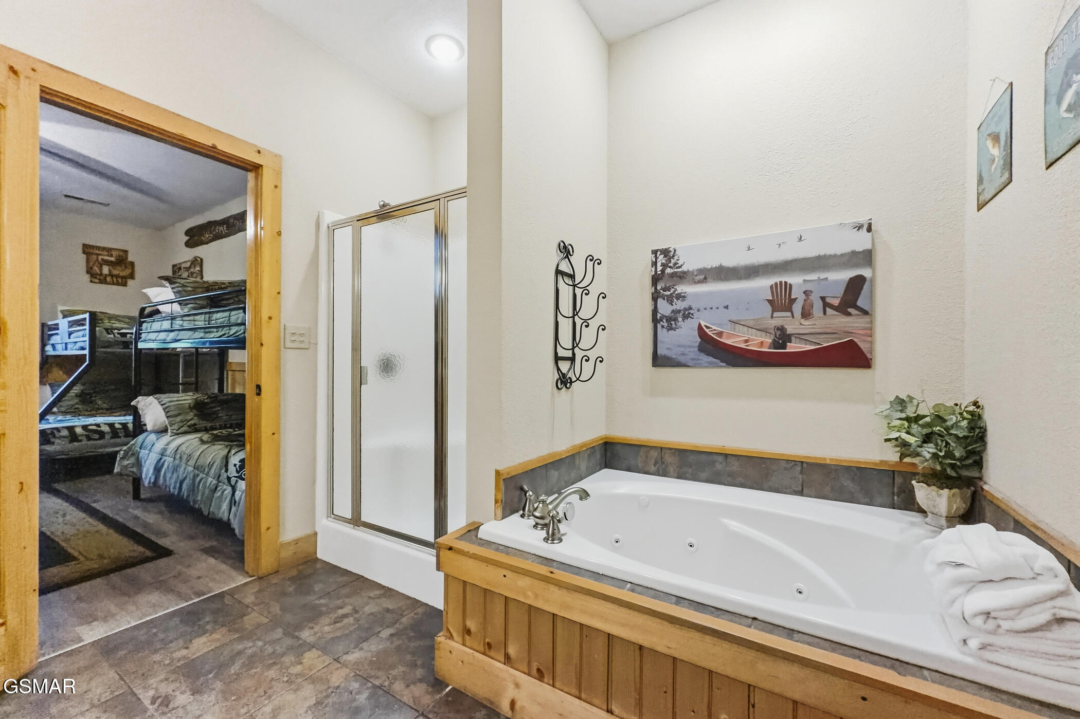 2906 Quiet Oak Way Pigeon Forge TN 37863