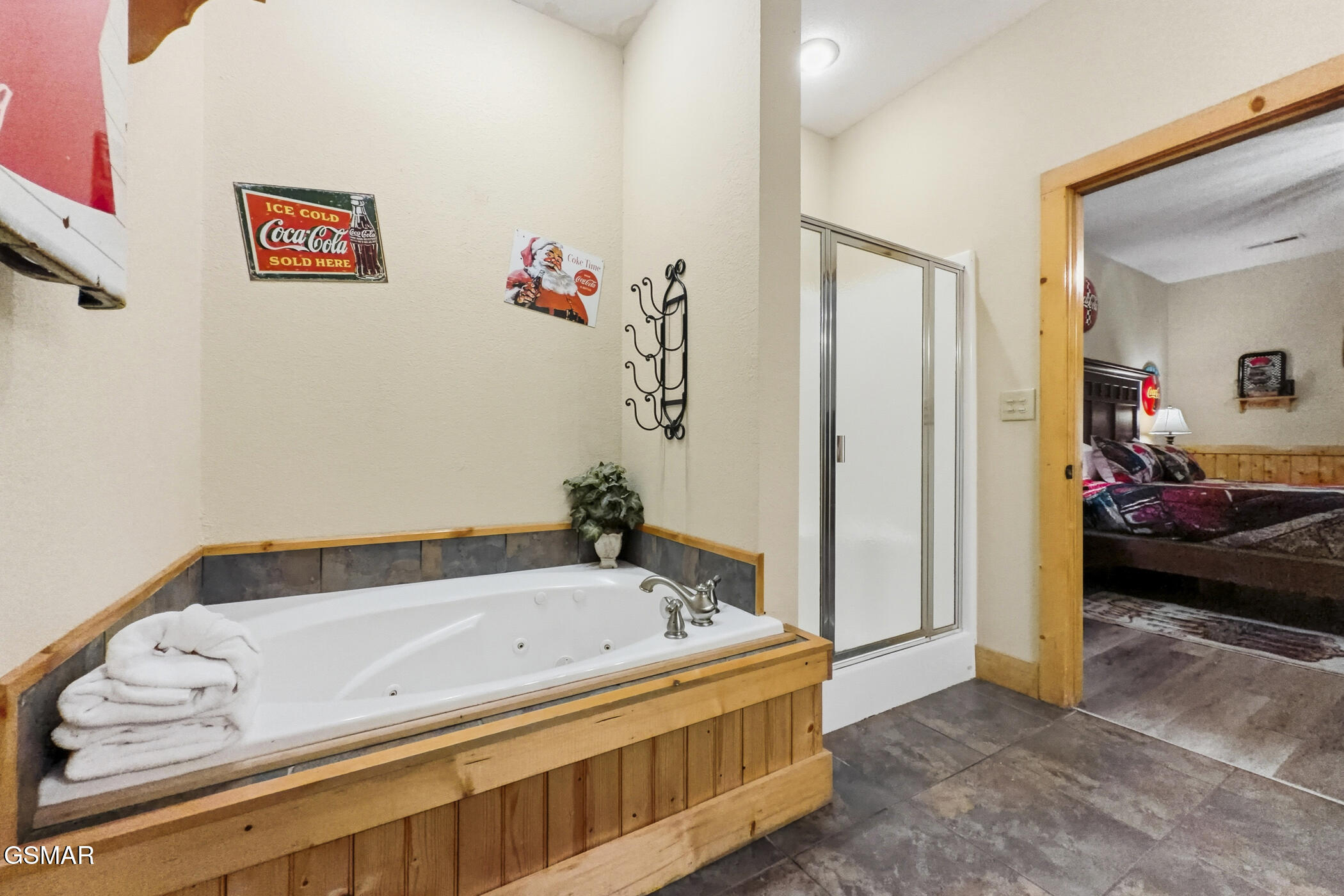 2906 Quiet Oak Way Pigeon Forge TN 37863
