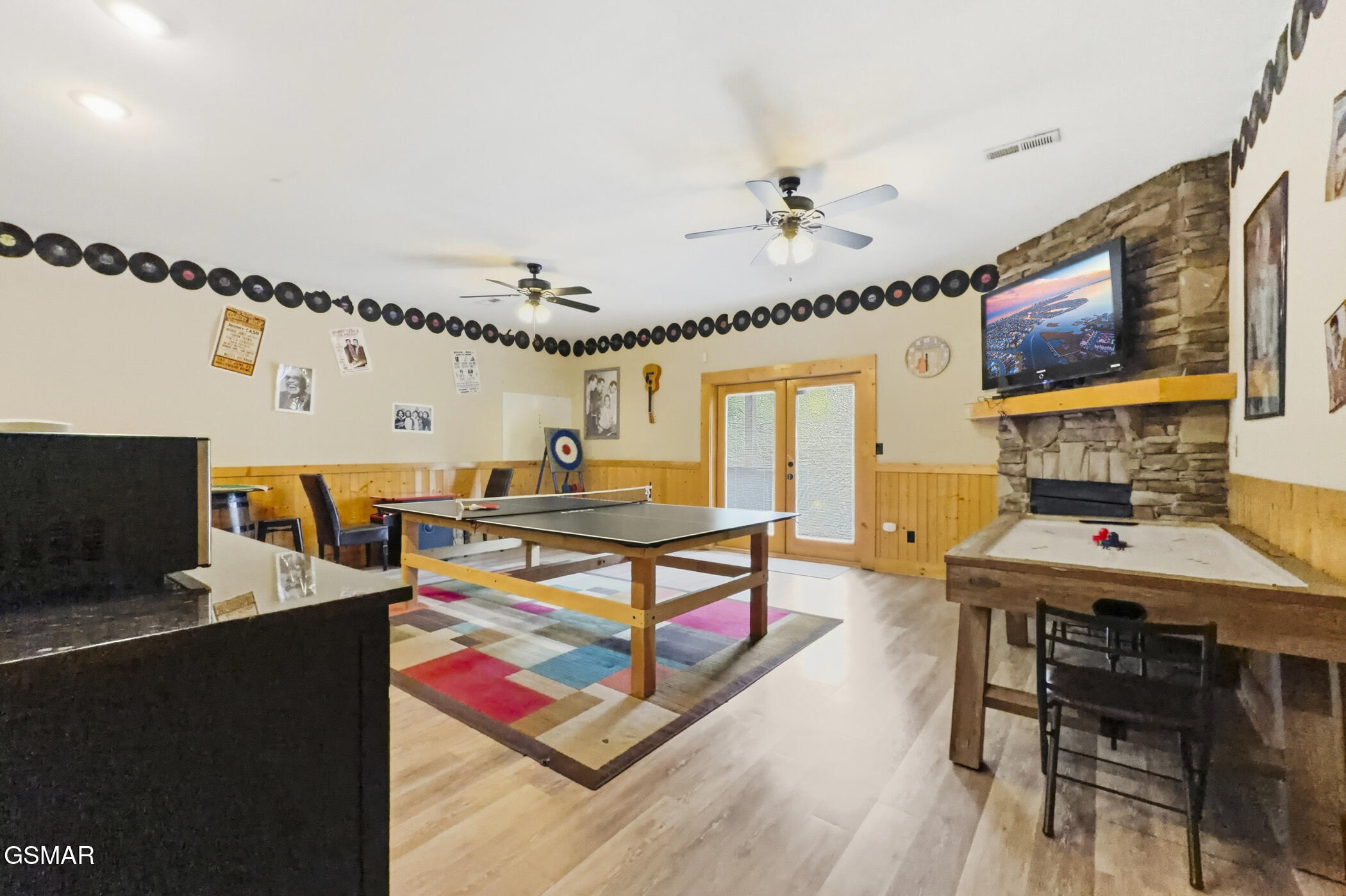 2906 Quiet Oak Way Pigeon Forge TN 37863