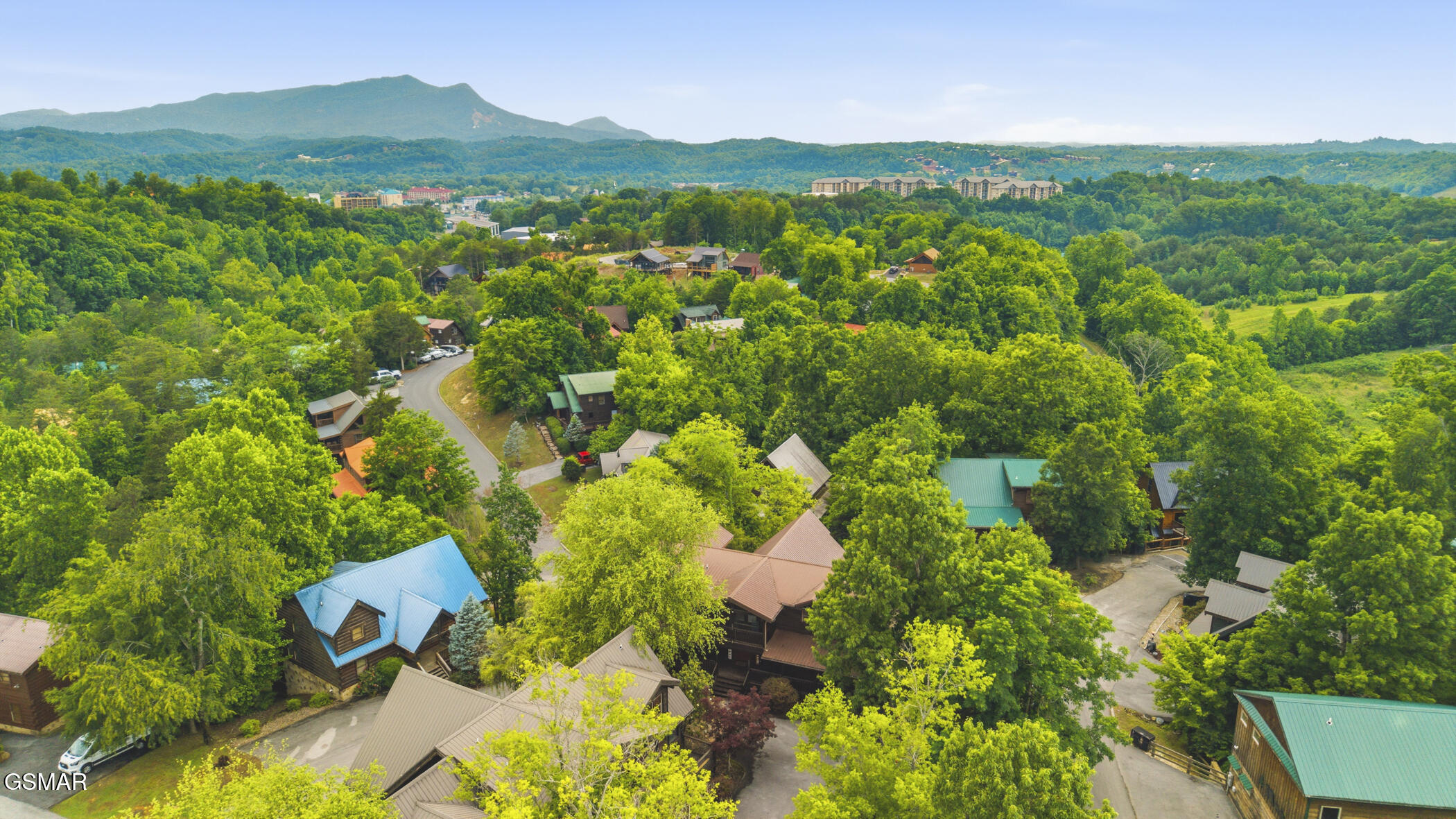 2906 Quiet Oak Way Pigeon Forge TN 37863