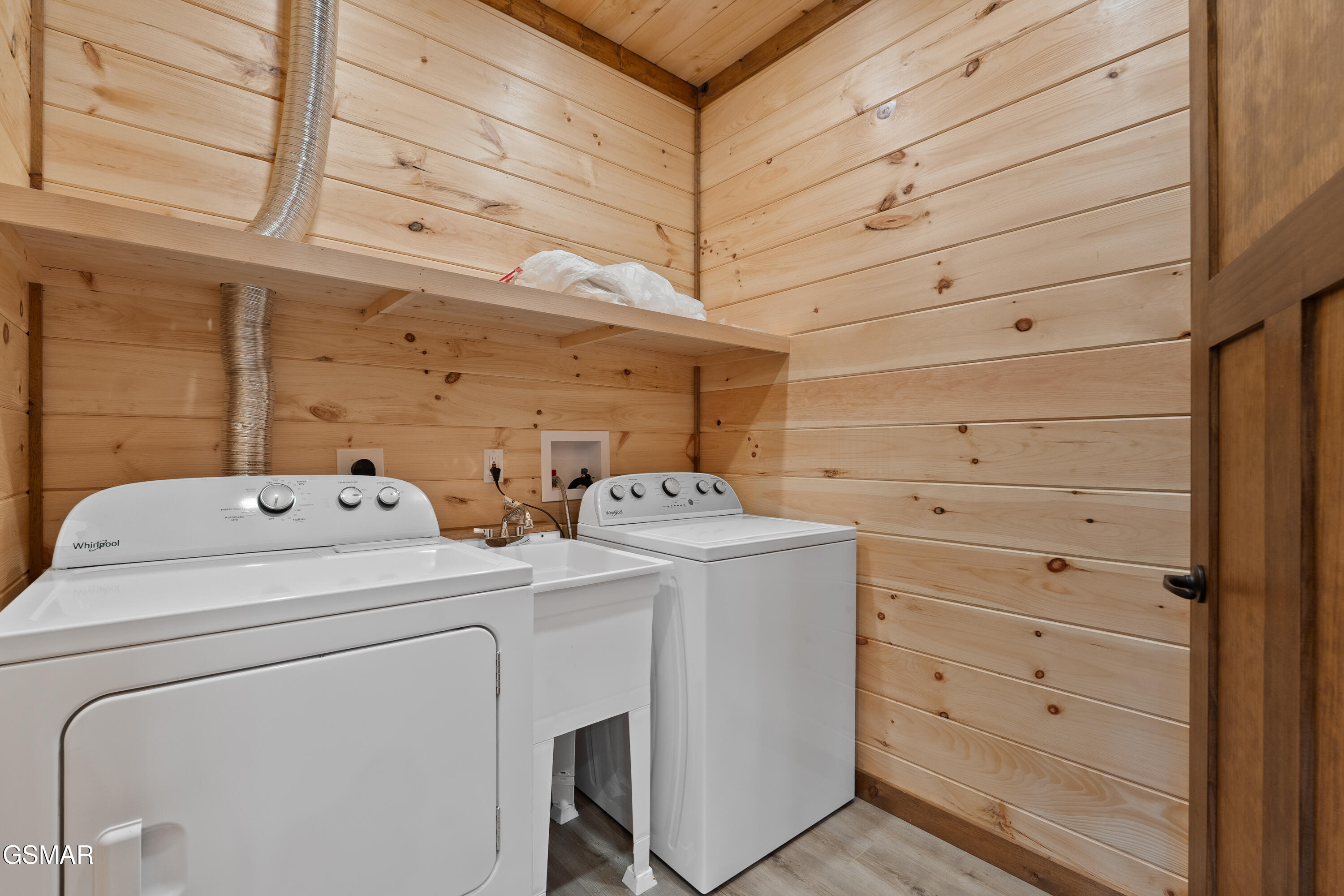 334 Long Hollow Road Sevierville TN 37876