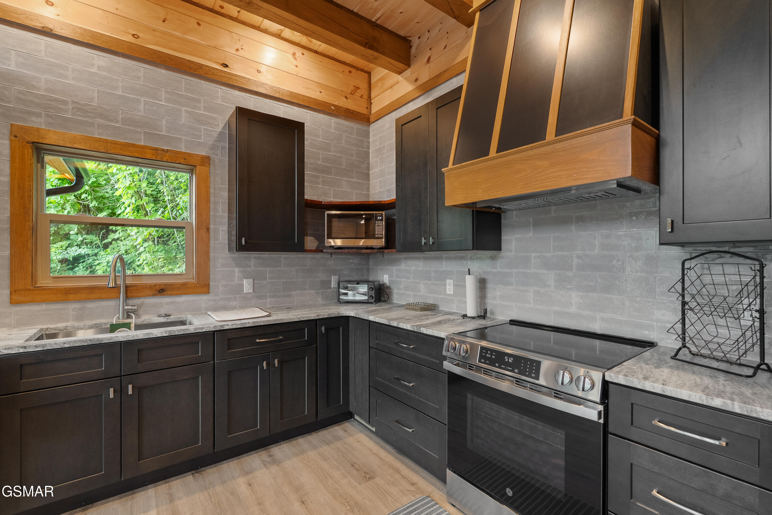 334 Long Hollow Road Sevierville TN 37876