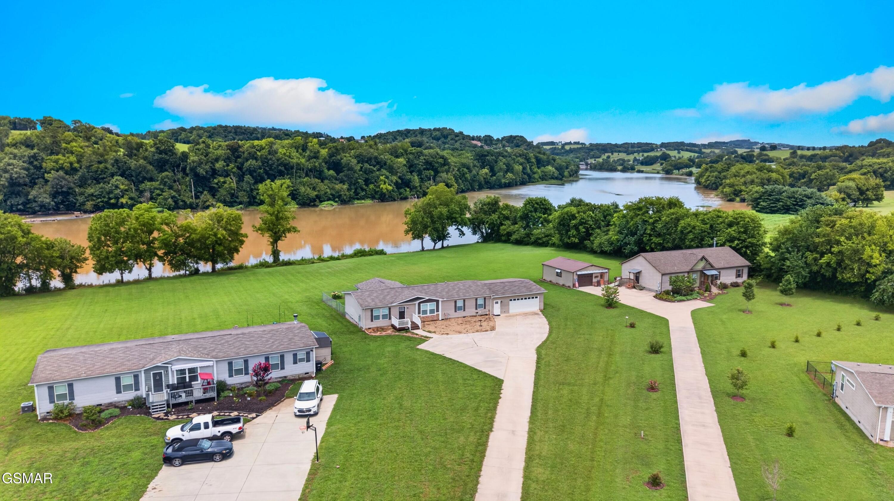 2249 Binginham Island Sevierville TN 37876