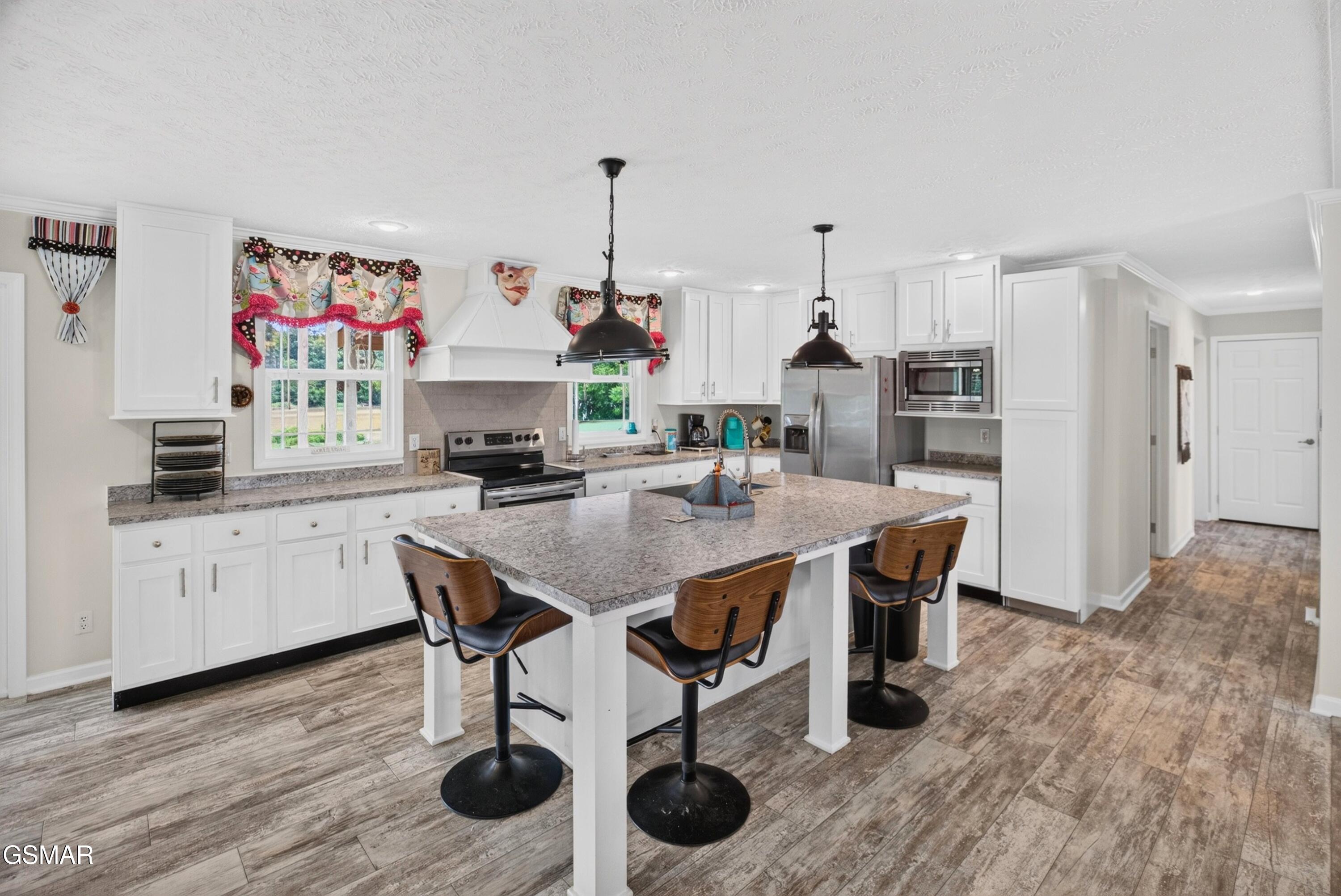 2249 Binginham Island Sevierville TN 37876