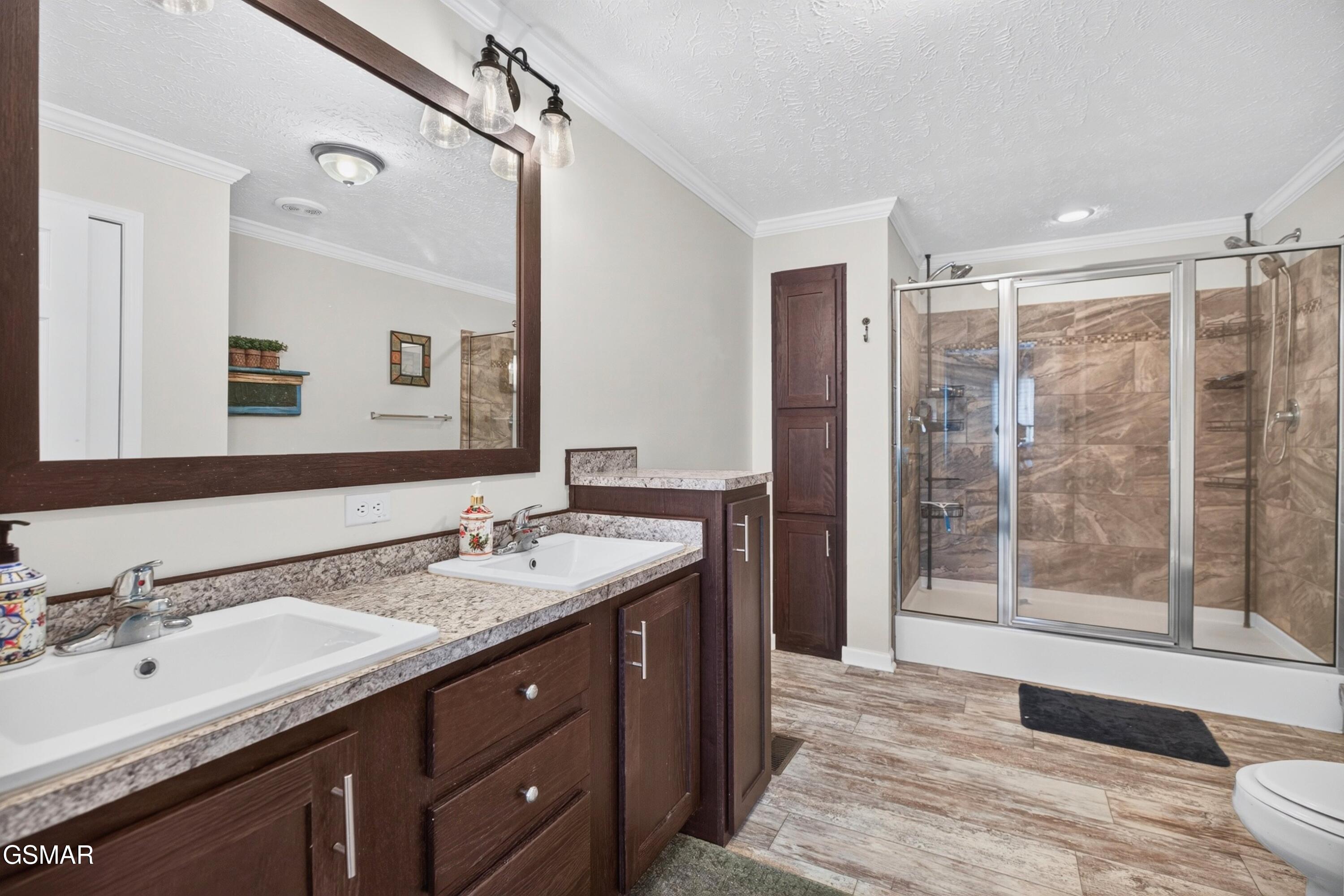 2249 Binginham Island Sevierville TN 37876