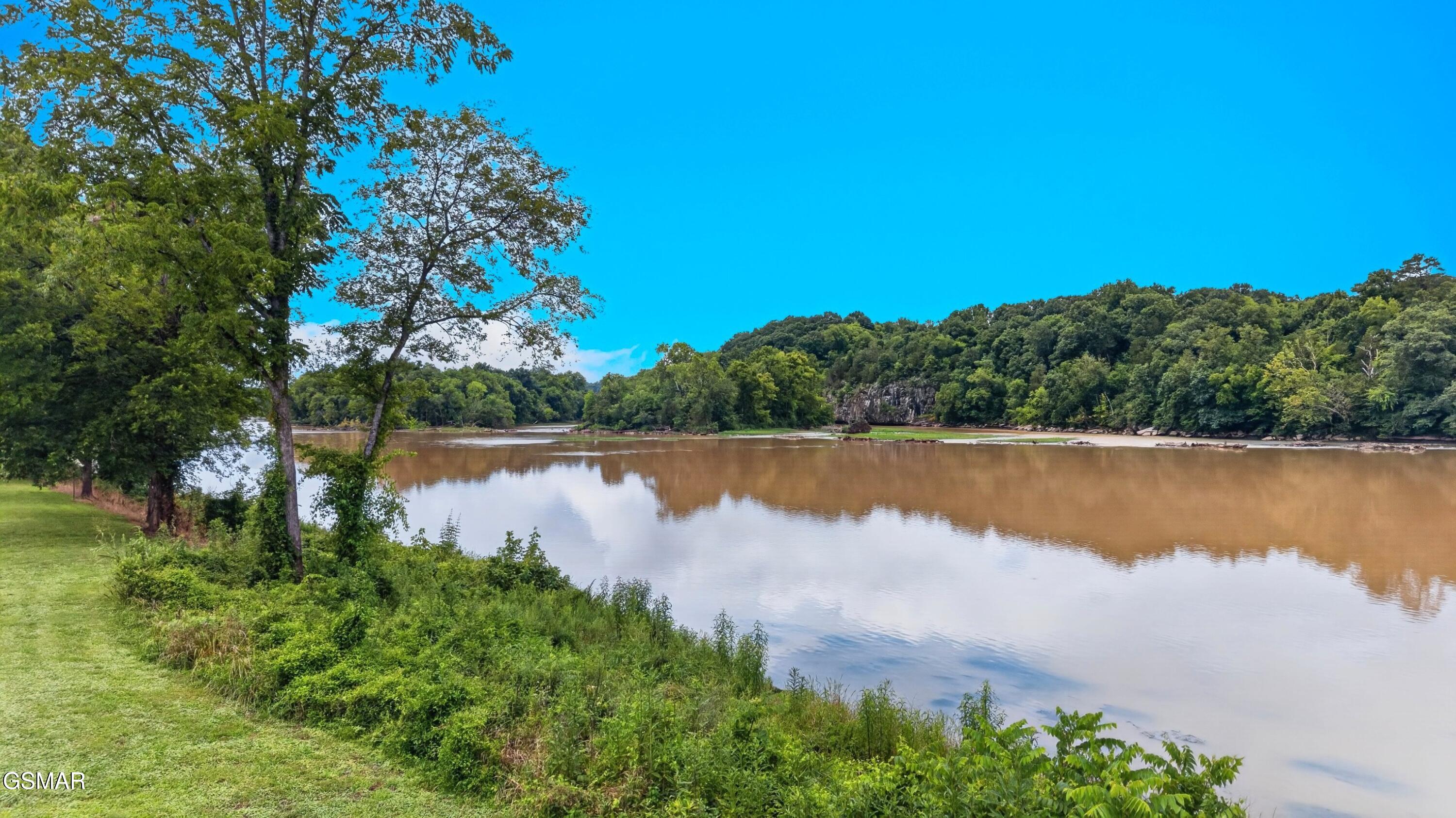 2249 Binginham Island Sevierville TN 37876