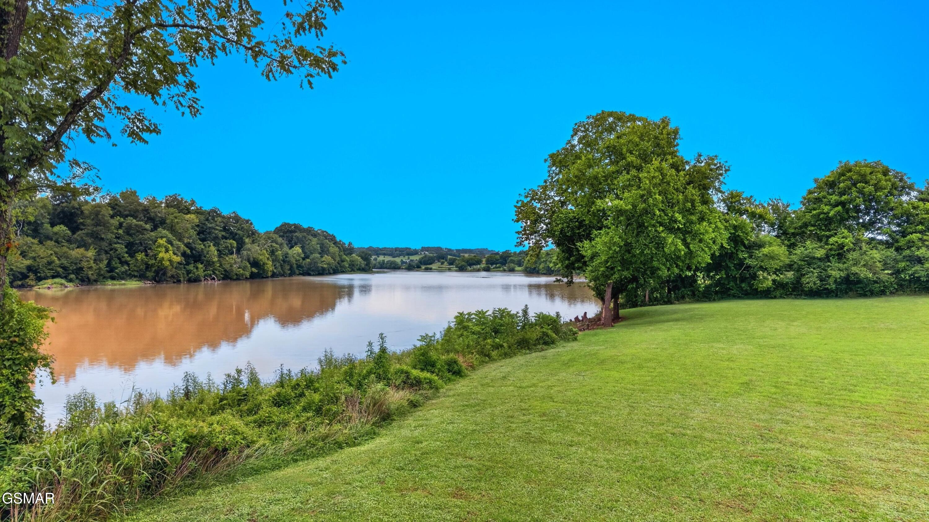 2249 Binginham Island Sevierville TN 37876