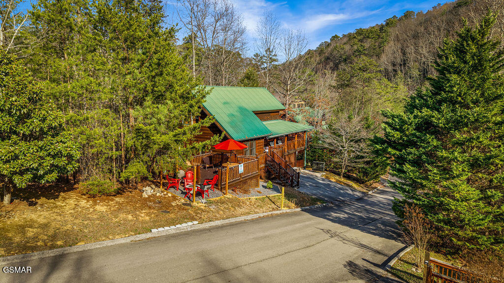 2955 Raven Fork Circle Sevierville TN 37876